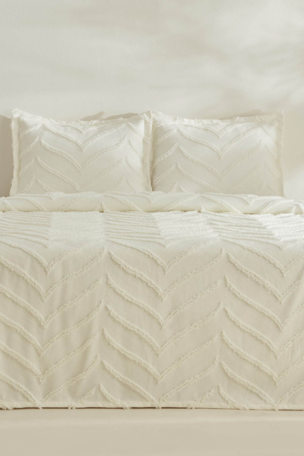 Karaca Home Arlina Geo Ekru Çift Kişilik Yatak Örtüsü | Rüya Gibi Uykuya Davet