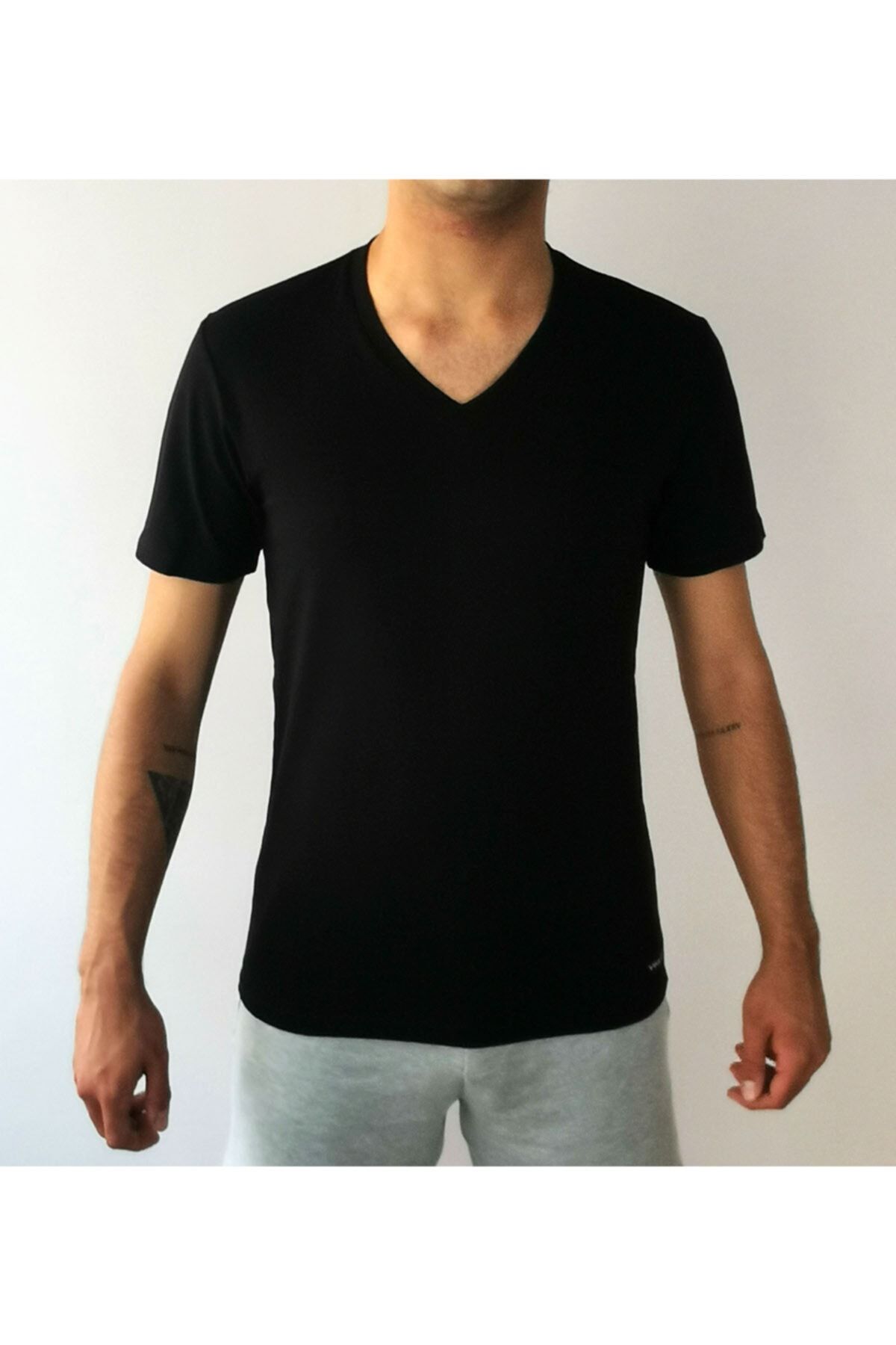 YeaP Underwear Siyah Pamuklu Likralı Erkek V Yaka Yarım Kollu Atlet - Tişört