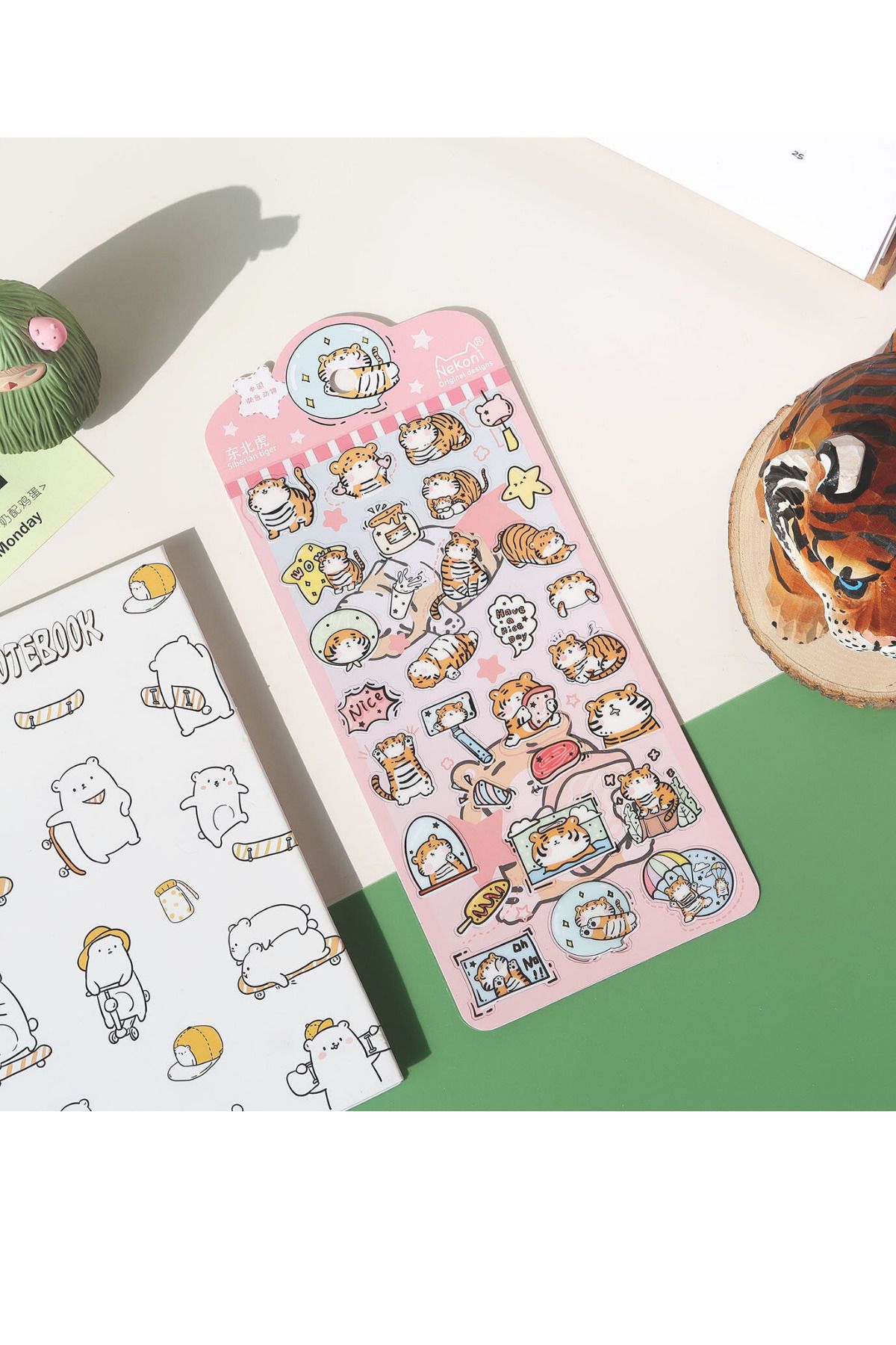 UĞURDAN Cute Tiger  Silikon Kabartmalı Su Geçirmez Sticker Çıkartma