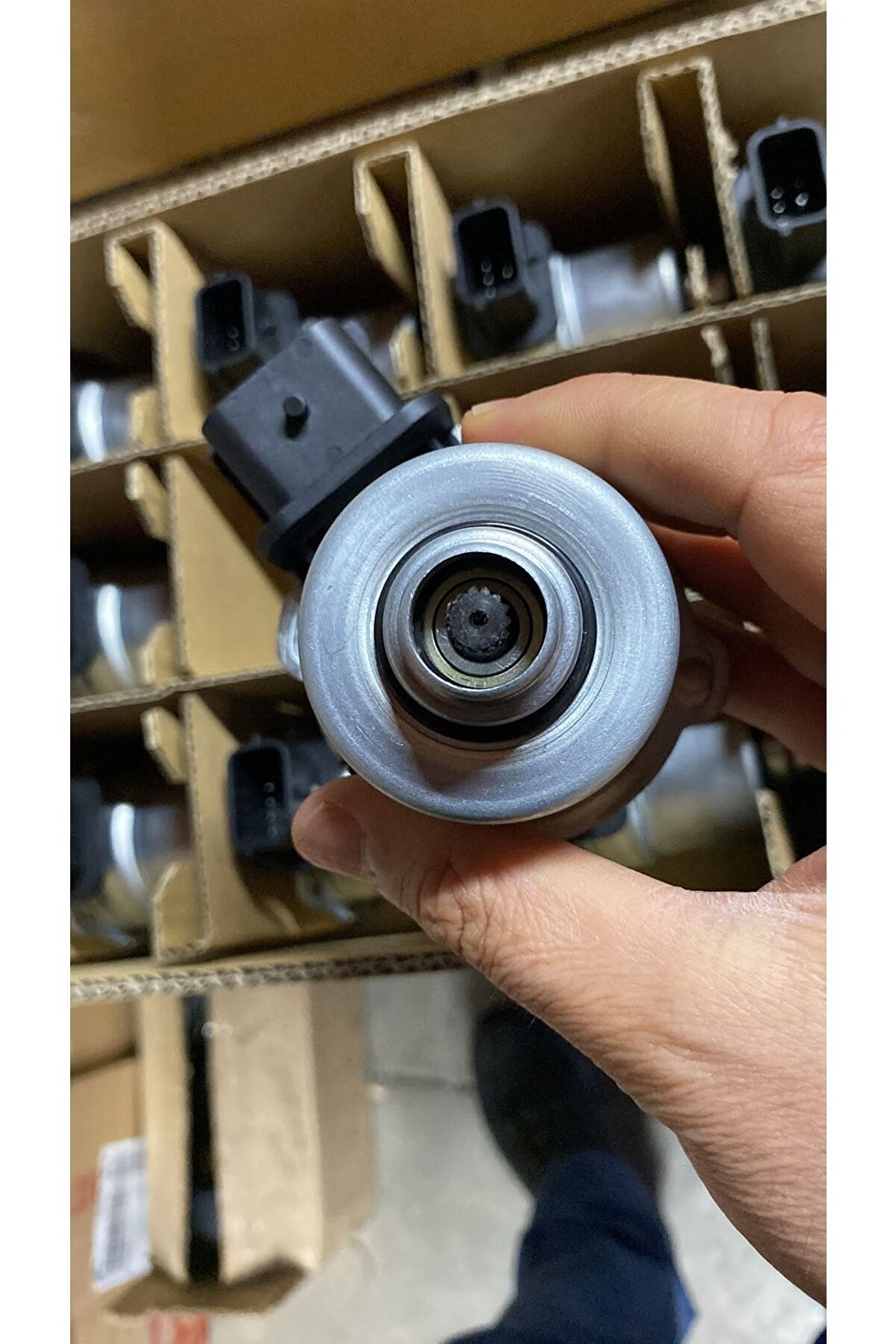 305730606 Edc Otomatik Vıtes Motor