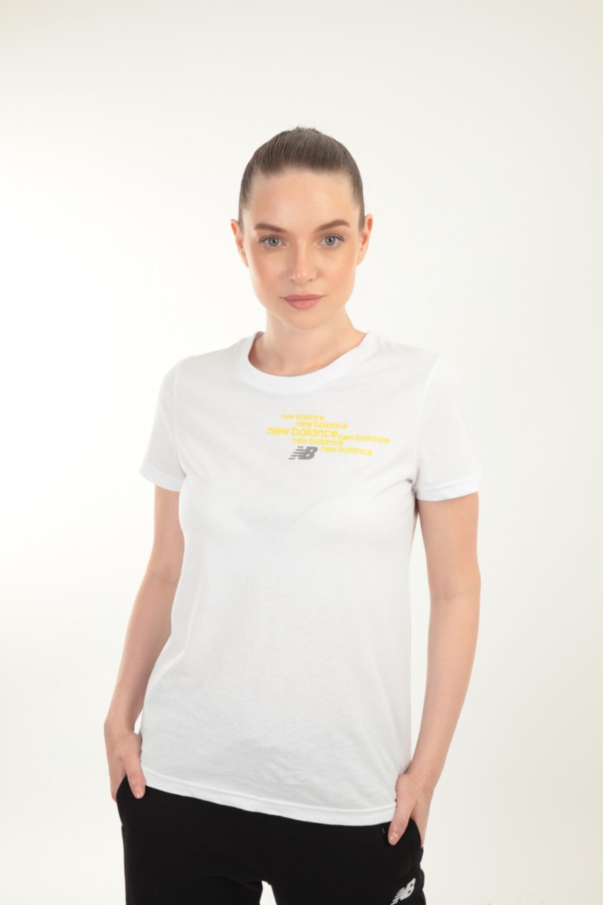 New Balance Kadın Beyaz Women's Tee Tişört