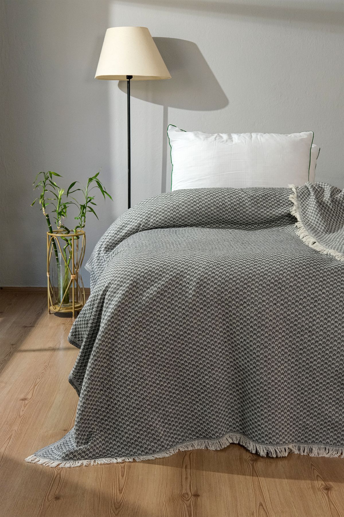 HOME MOD STORE Tripolis Tek kişilik Saçaklı Pike ve Yatak Örtüsü 170x210cm