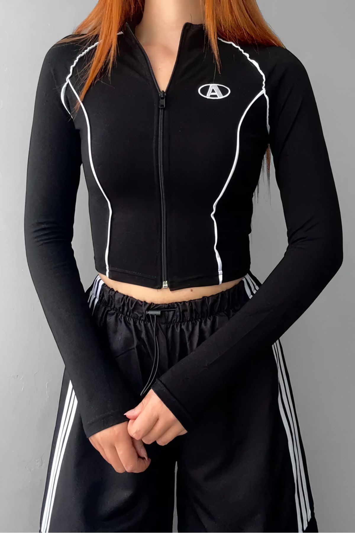 Ef Butik Siyah A Sembol Y2K Fermuarlı Crop Hırka