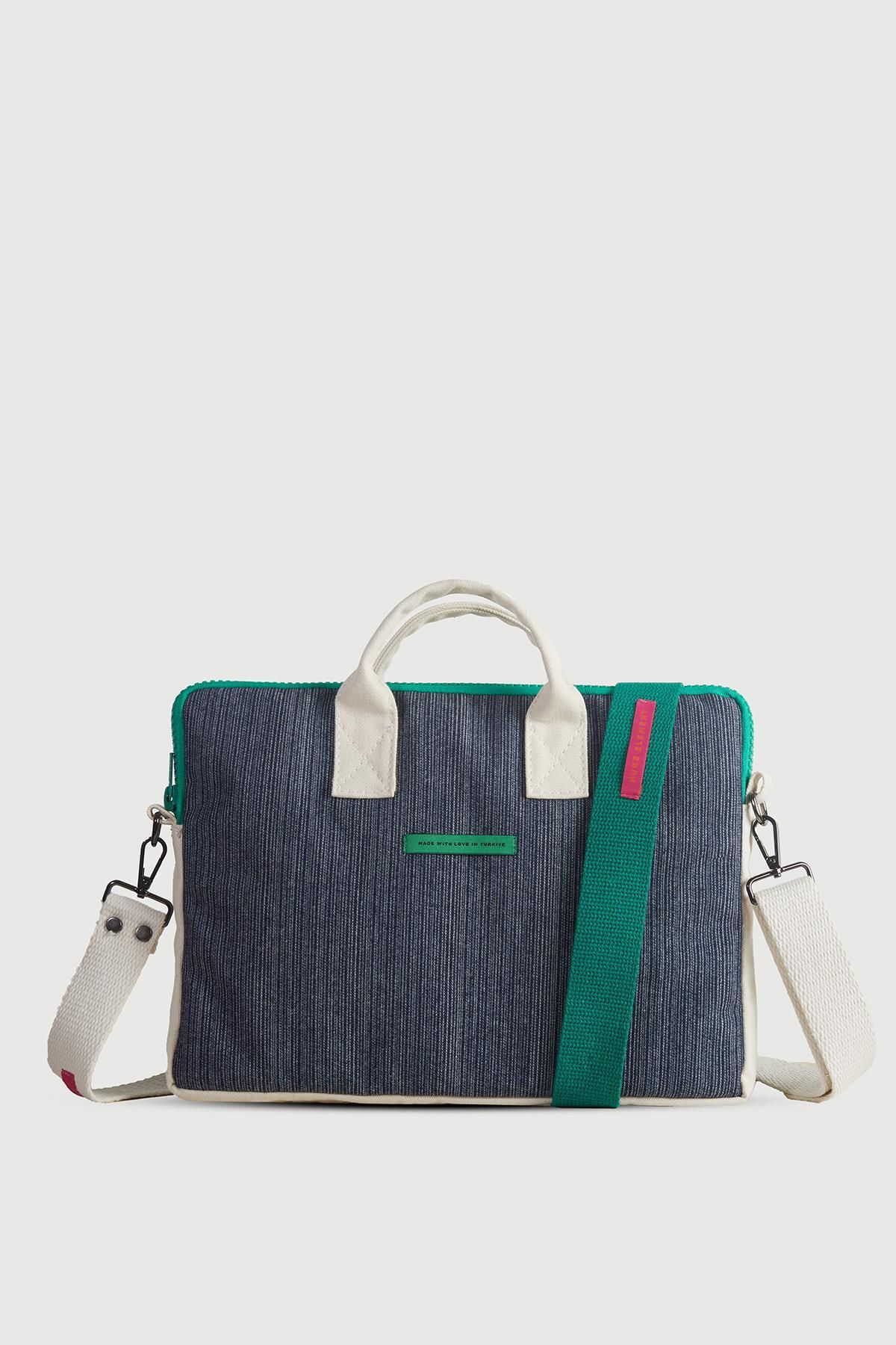 Huge Element Huge Cear Notebook Case Mix