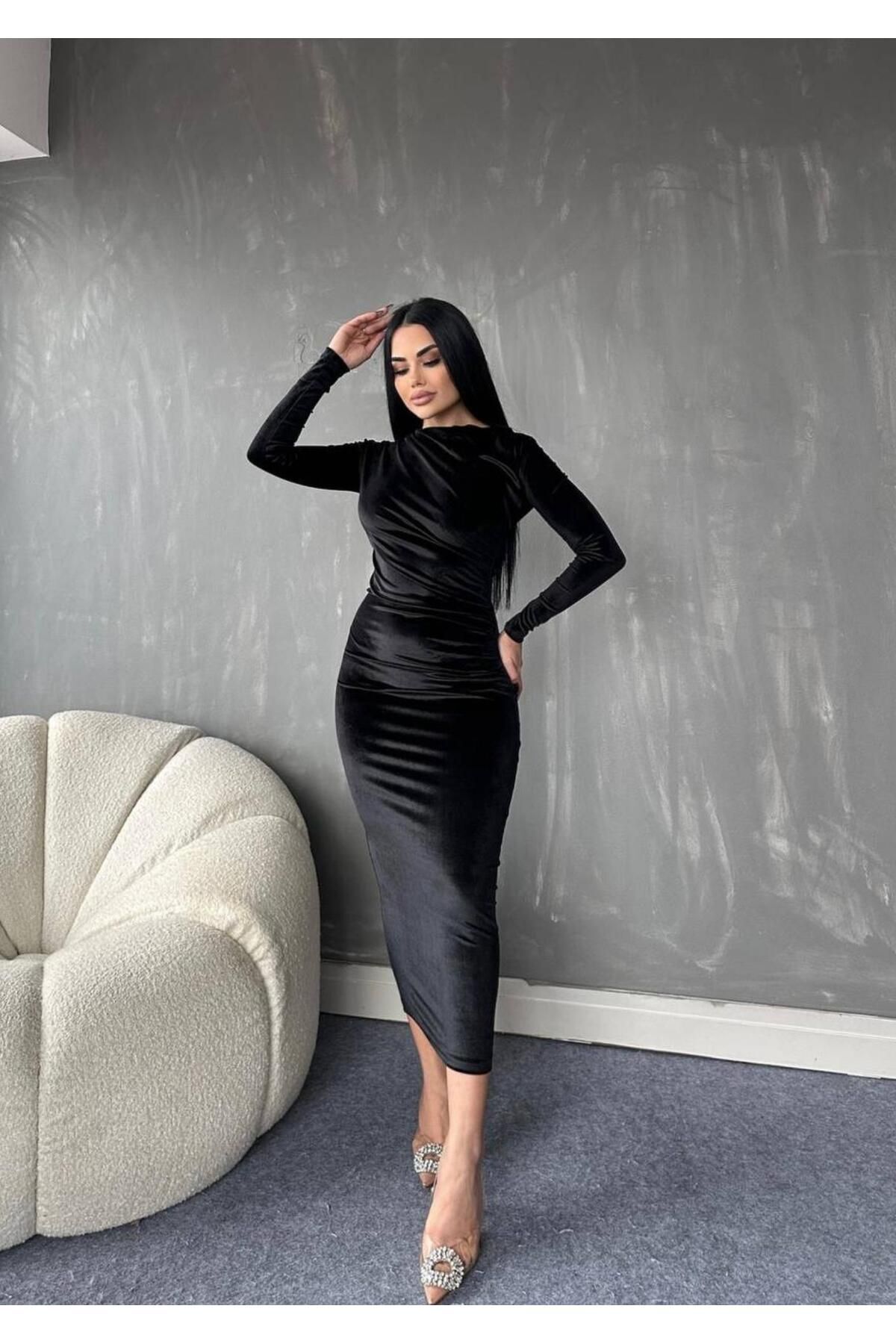 Love Fab Asimetrik Yaka Büzgü Detaylı Midi Kadife Elbise