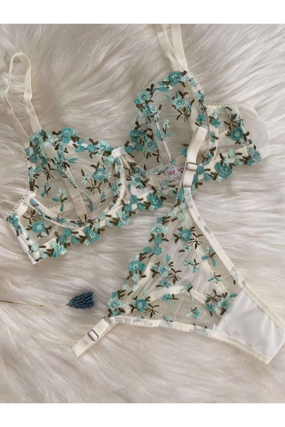 ARONA Ekru Yeşil Çiçek Desenli Balenli Tül Sütyen Tanga Iç Çamaşırı Takımı - Lingerie Haven