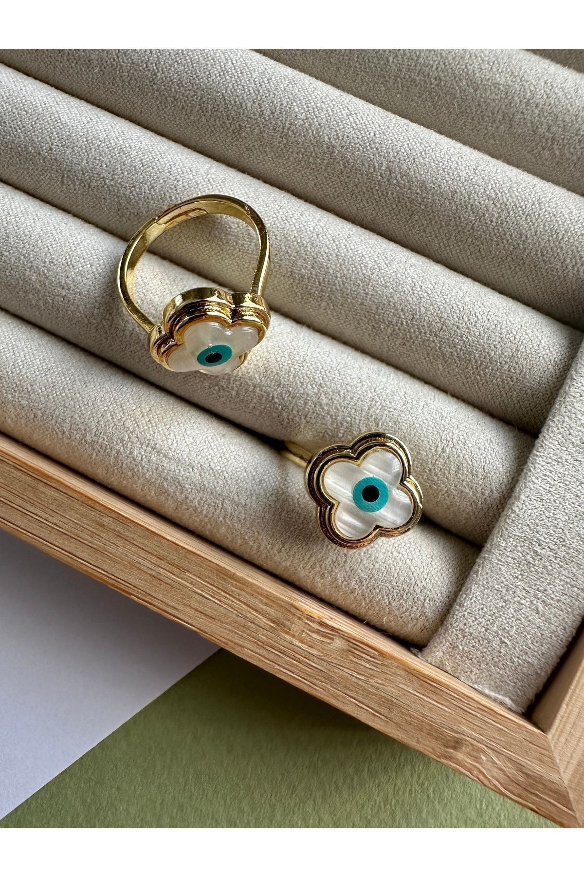 ringbox Yonca Model Sedefli Yüzük