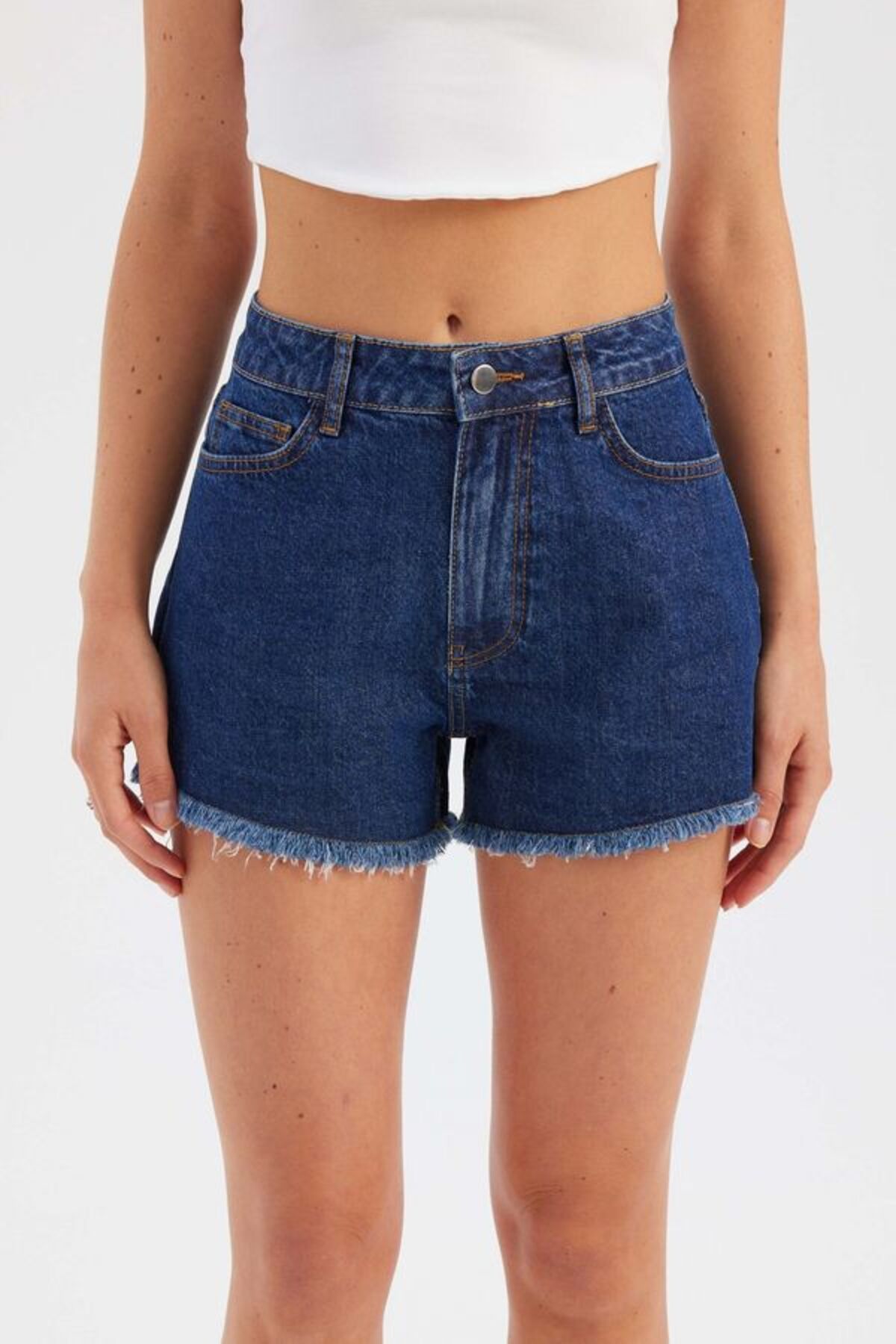 Hiccup Koyu Renk Yüksek Bel Denim Şort