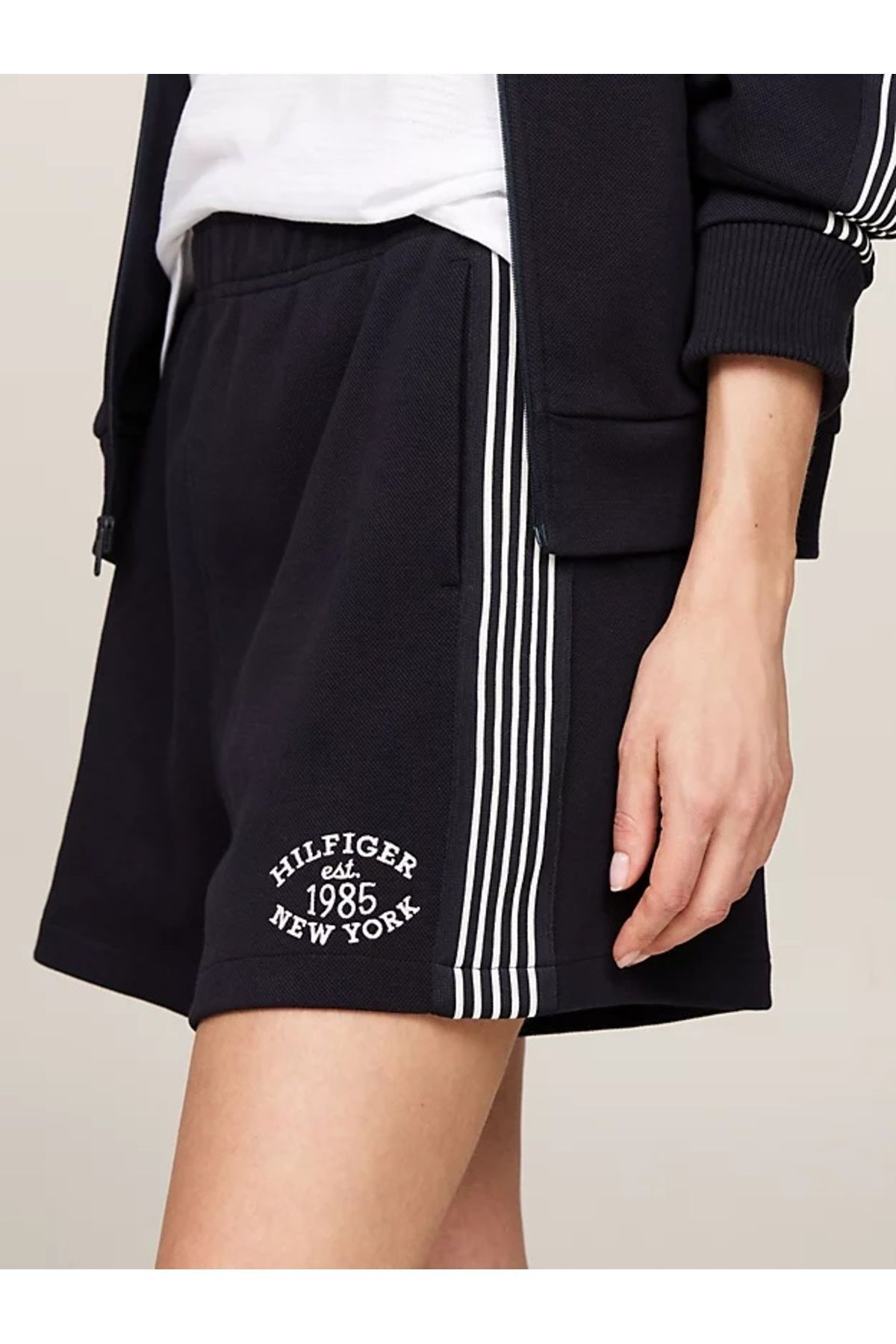 Tommy Hilfiger VARSITY REGULAR SHORT