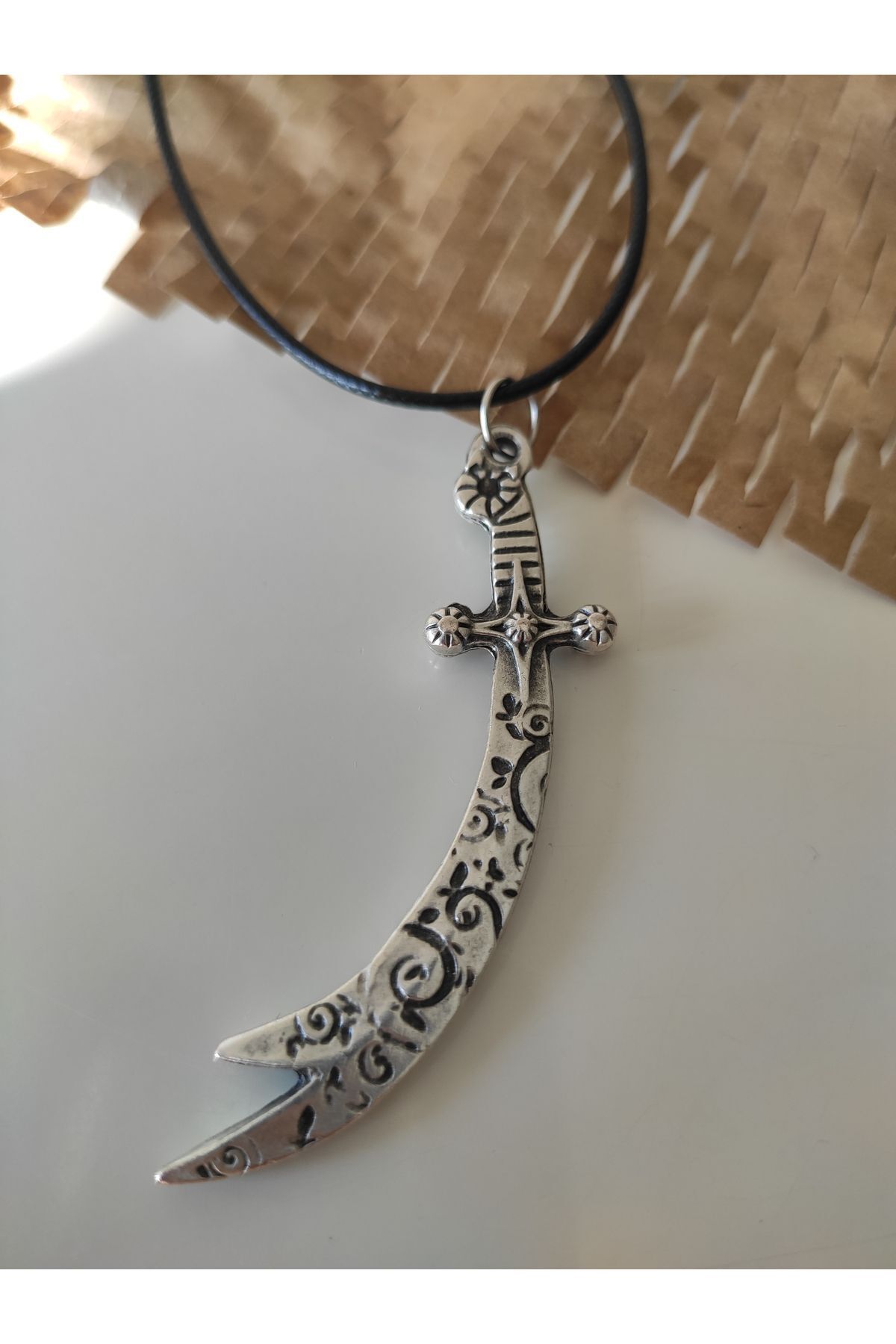 Esey Dizayn Hz Ali Zülfikar Kılıç Kolye