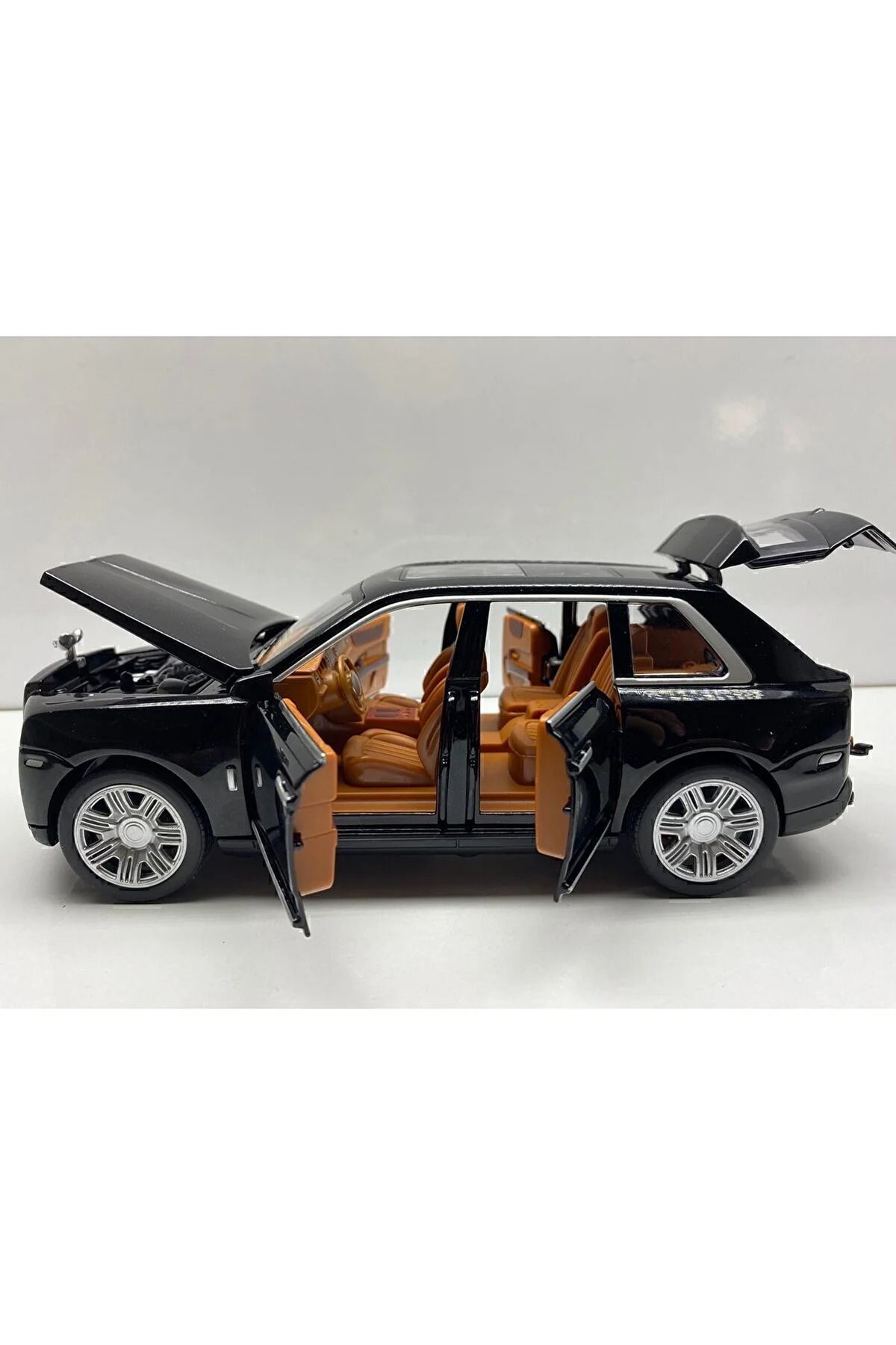Hepsilazım Metal Model Araba 23 Cm Rolls Royce Cullinan Sesli Işıklı Oyuncak Roys-roys