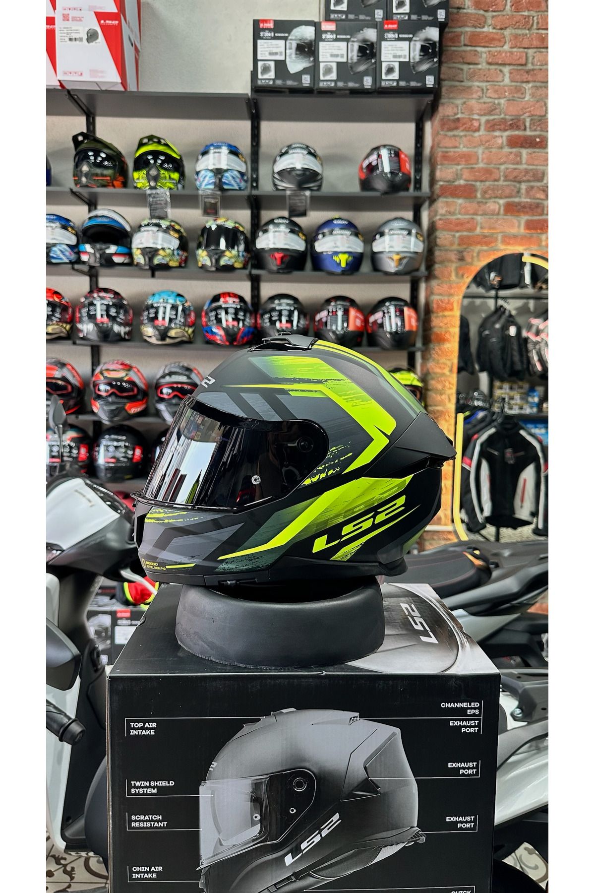 LS2 STREAM 2 FURY MAT SİYAH-GRİ-NEON SARI KASK