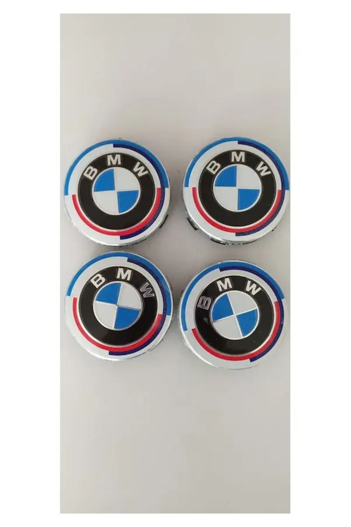 İKTUNING 50.YIL BMW 4 ADET ALÜMİNYUM STICKER 68 MM JANT GÖBEK TAKIMI
