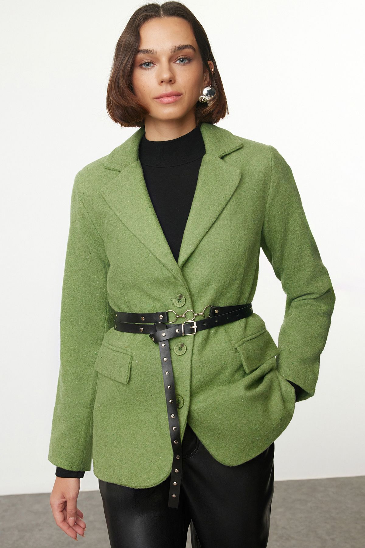 TRENDYOLMİLLA Açık Haki Kaşe Kemerli Dokuma Blazer Ceket TWOAW23CE00024