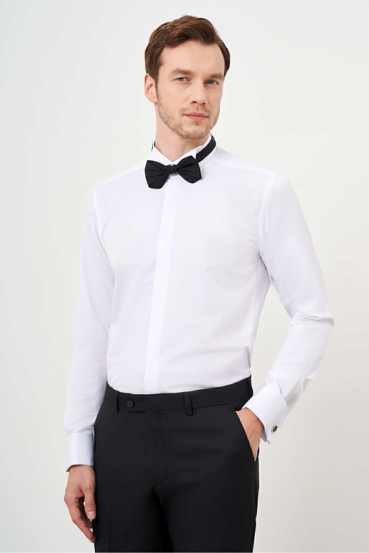 Morven Erkek Beyaz Manşetli Jakar Desen Ata Yaka Slim Fit Gömlek