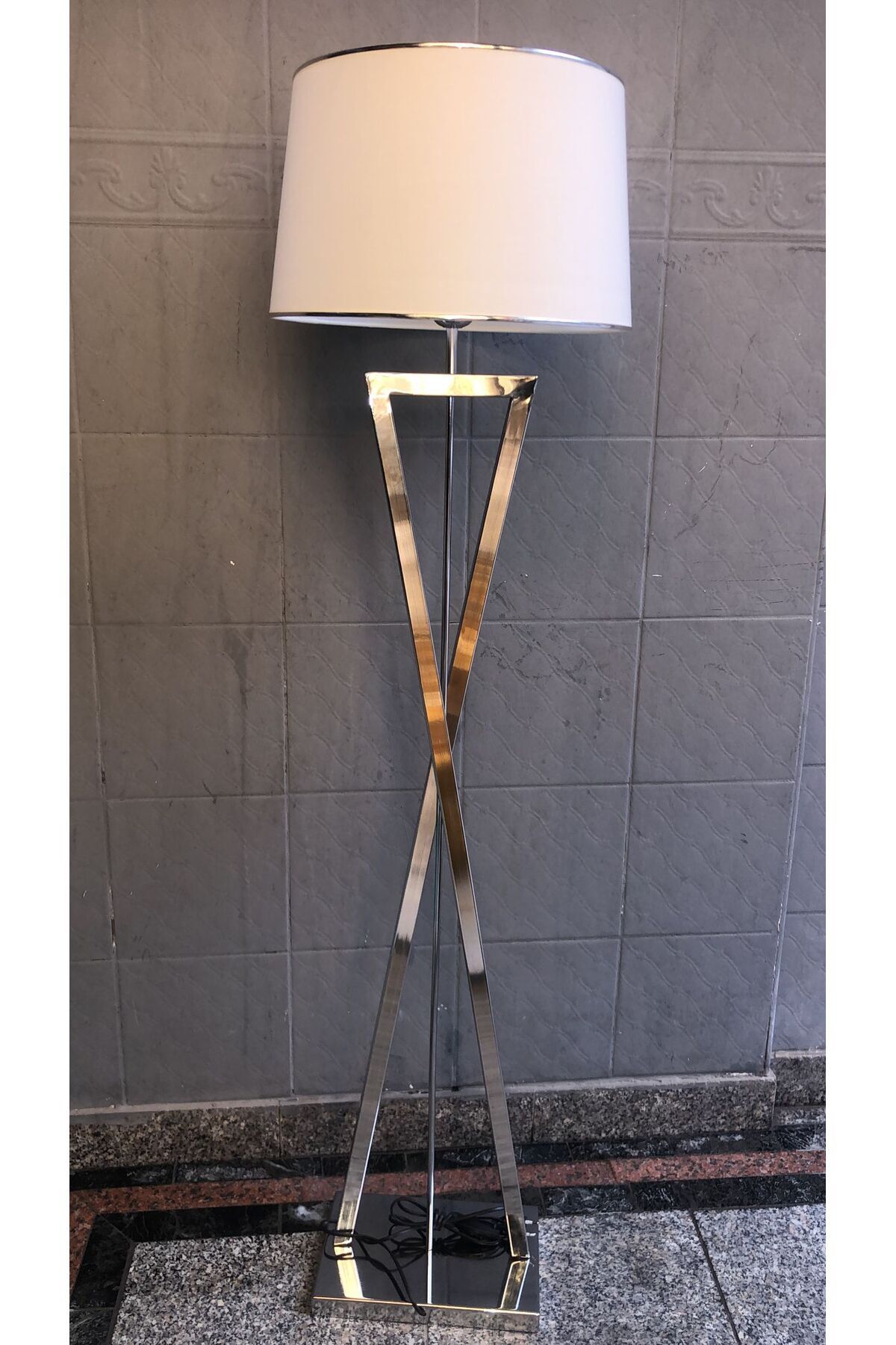Genel Markalar krom renk çarpı model lambader
