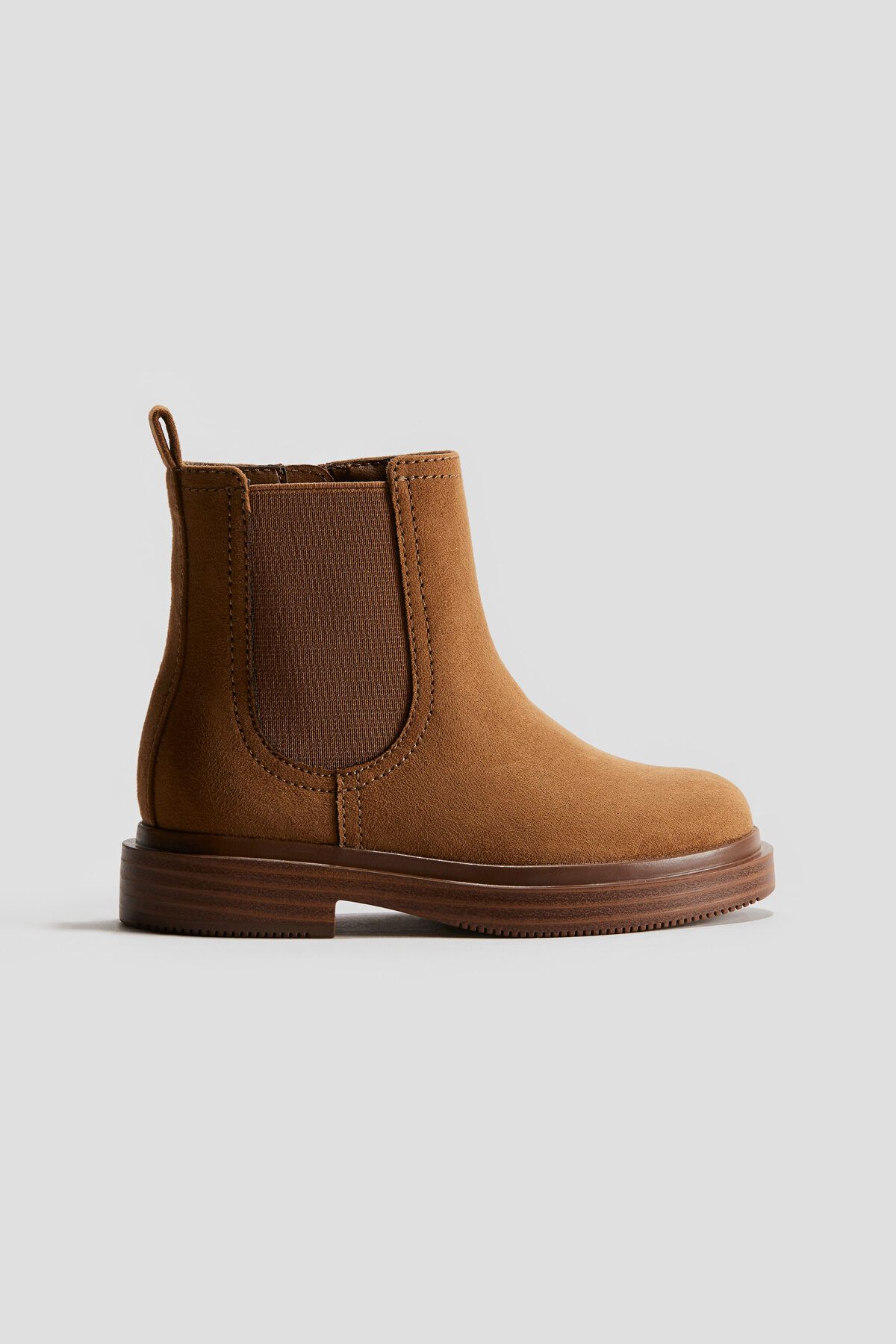 H&M Chelsea Bot
