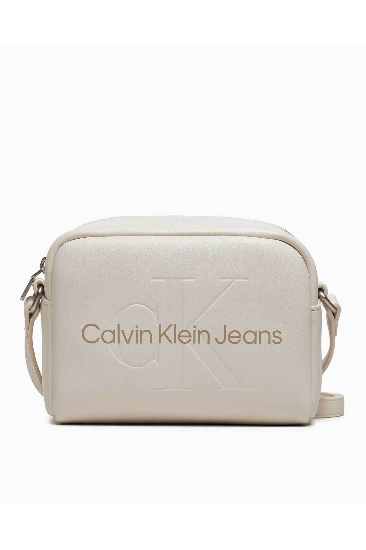 Calvin Klein Sculpted Camera Bag Çapraz Askılı Çanta