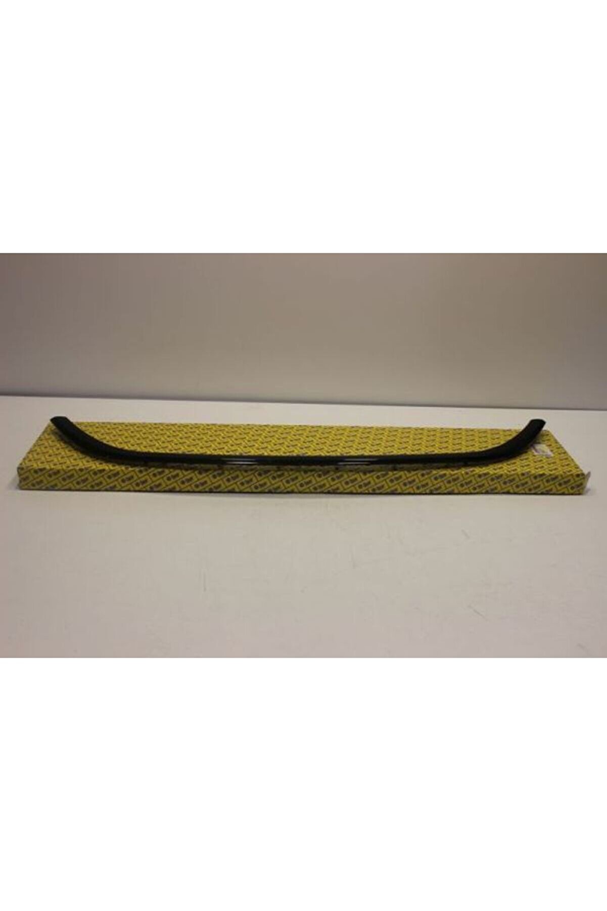 Fiat Egea Ön Tampon Spoiler Panjur Çıtası Siyah