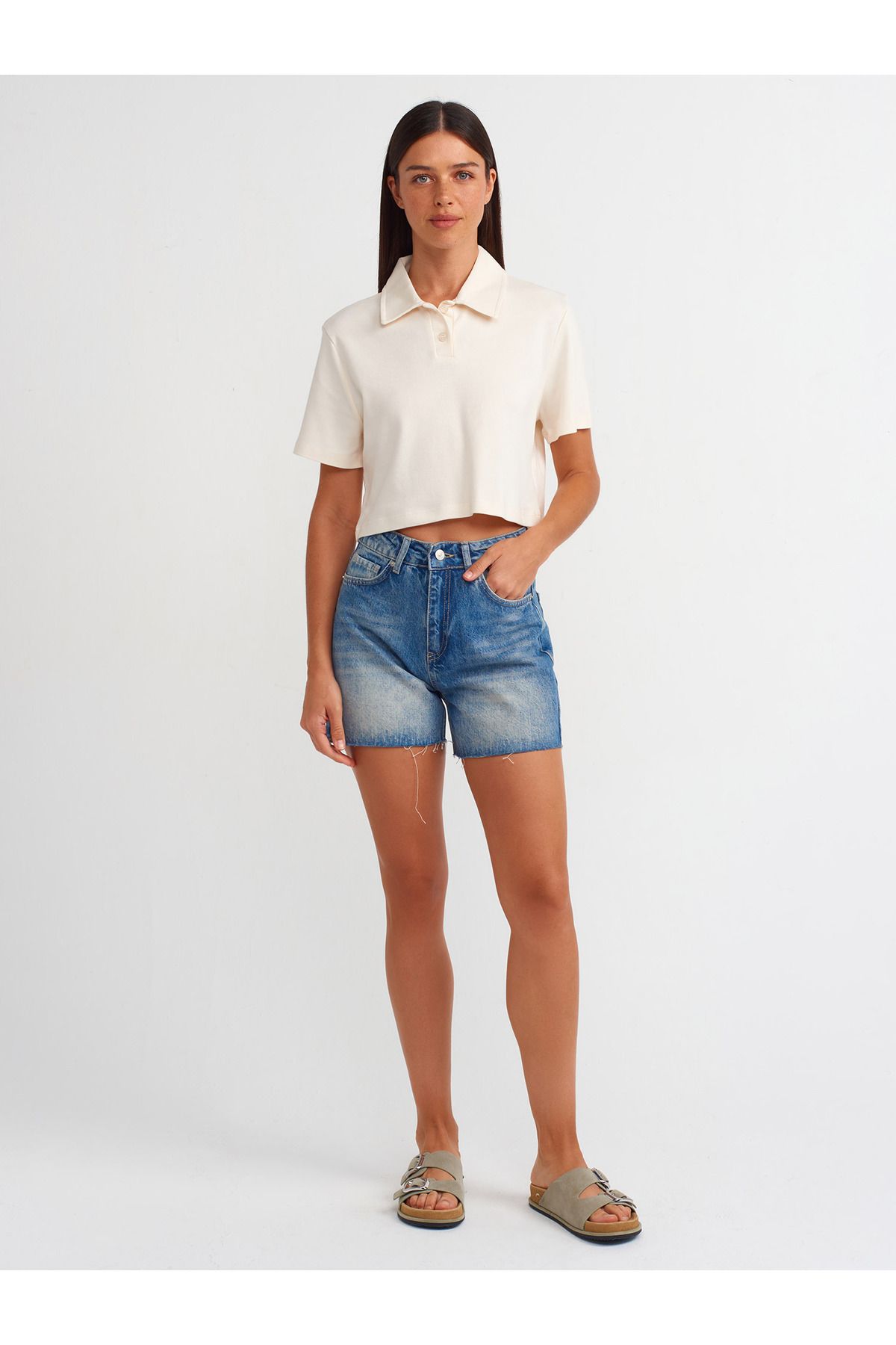 Dilvin 71514 Paçası Kesik Denim Şort-tint