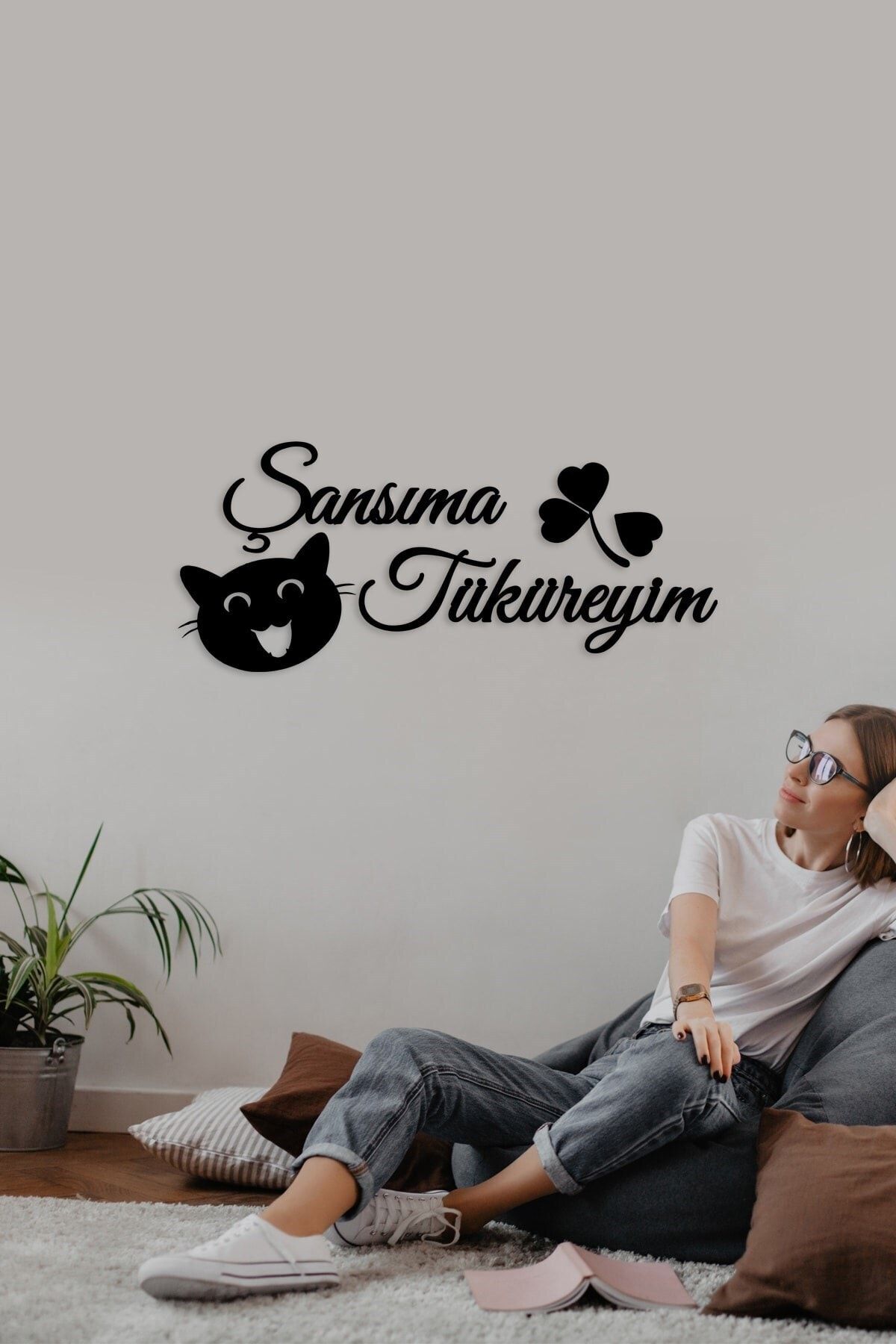 NT Handmade Siyah Ahşap Şansıma Tüküreyim Kedi Duvar Dekoru - Salon Oturma Yatak Odası Için 60x30cm Tablo