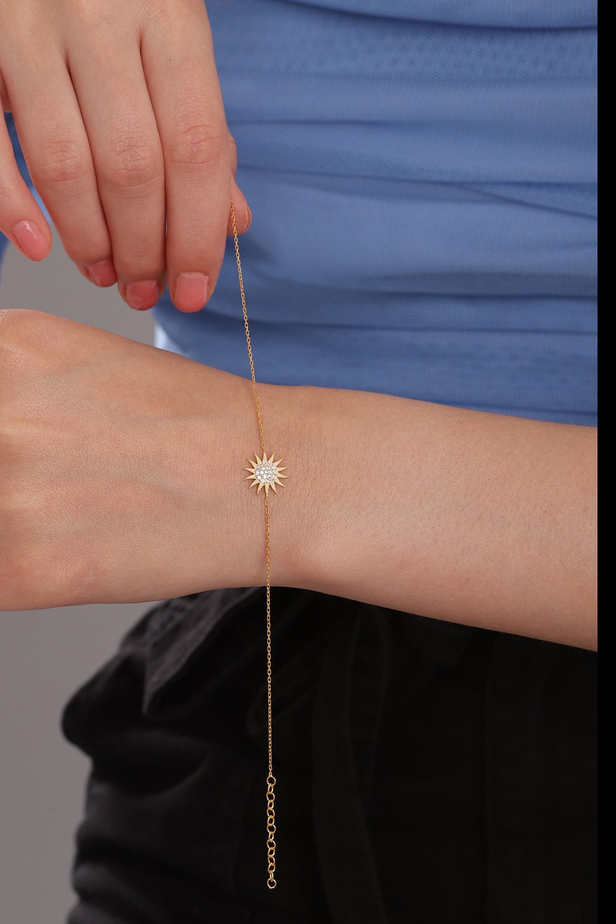 Bilsen Store Kadın 925 Ayar Gümüş Zincirli Altın Kaplama Güneş Modeli Bileklik