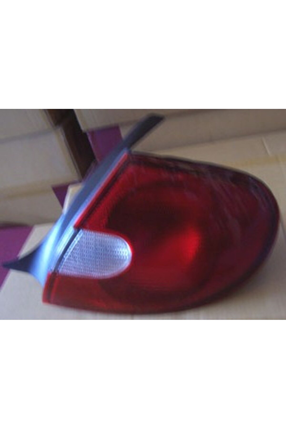 Chrysler Neon 00/02 Stop Lambası Sağ Kırmızı/beyaz (Tyc)