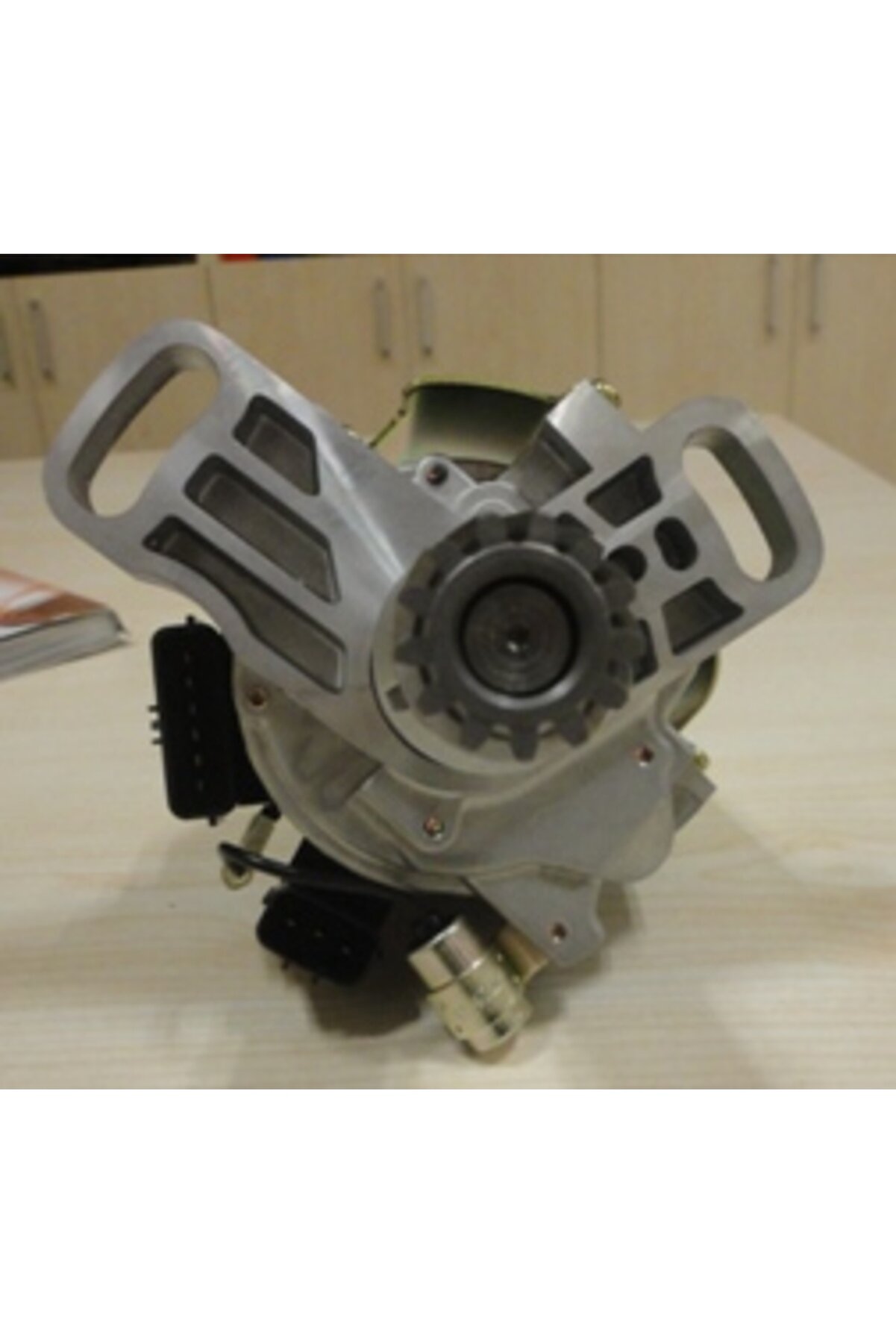 Mazda 626 Sd 92/97 Distribütör Komple (Dik Çıkışlı) (Fs) 2.0cc 683 Fişli (Yow Jung)