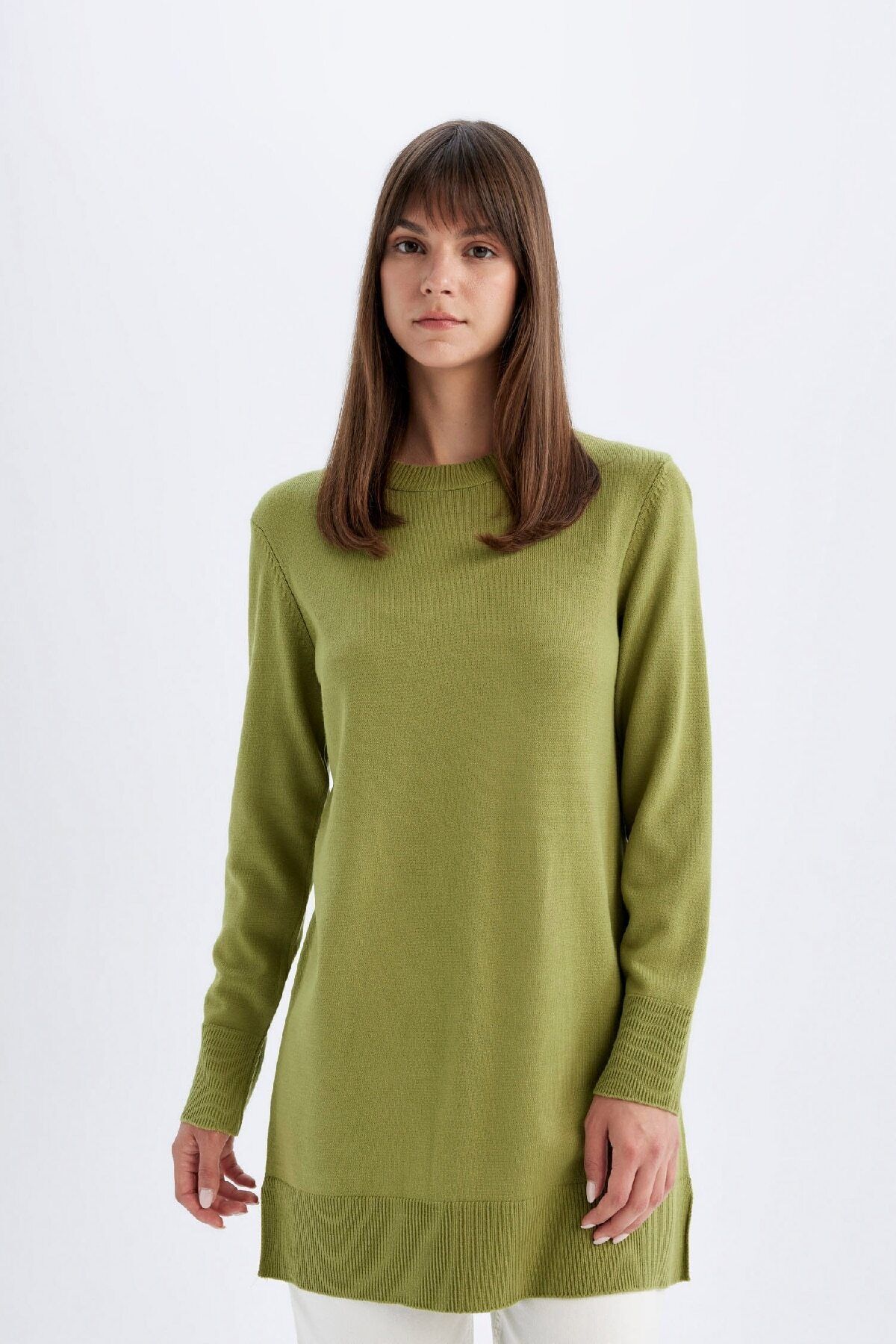 Defacto Regular Fit Bisiklet Yaka Yırtmaçlı Basic Düz Triko Kazak Tunik H3431az24au