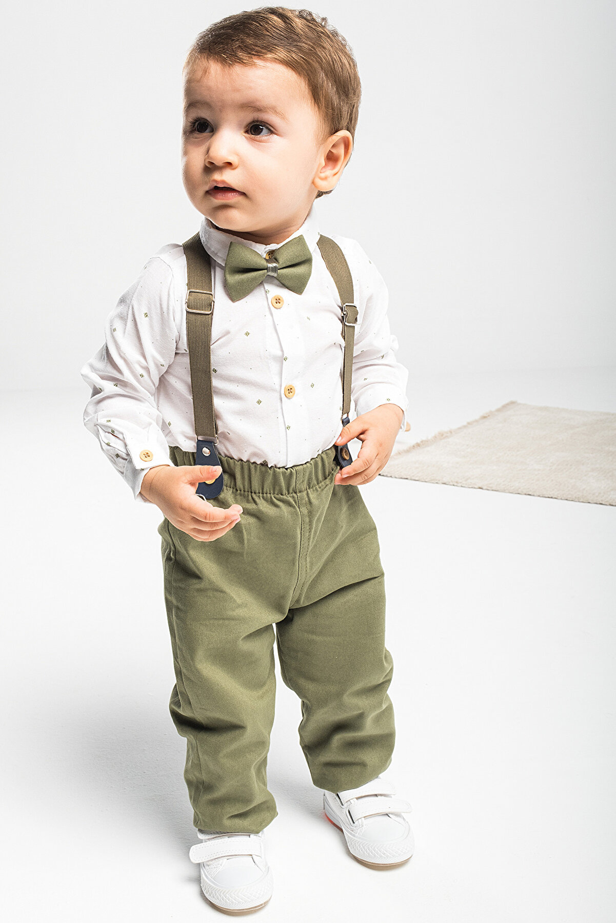 Mai Perla Zıbın Gömlekli 4 Parça Papyon ve Slopetli Bebek Takım Elbise - ₺474.36