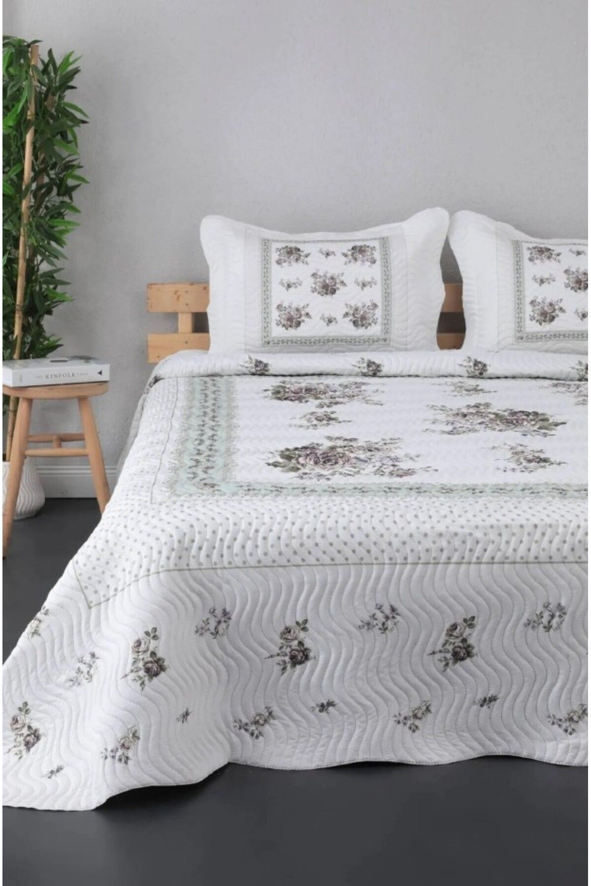 Örtüm Çift Kişilik Microfiber Kapitone Yatak Örtüsü Glori?a Kahve
