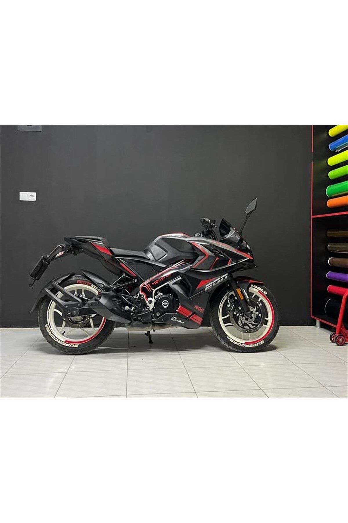 Bajaj Pulsar Rs200 Kırmızı Takım Sticker Modeli