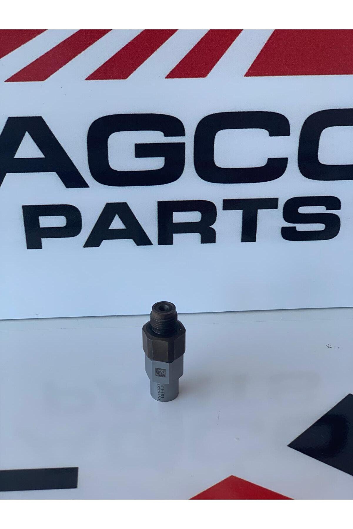4227407M1 - COMMONRAİL BASINÇ MÜŞÜRÜ 5455 AGCO