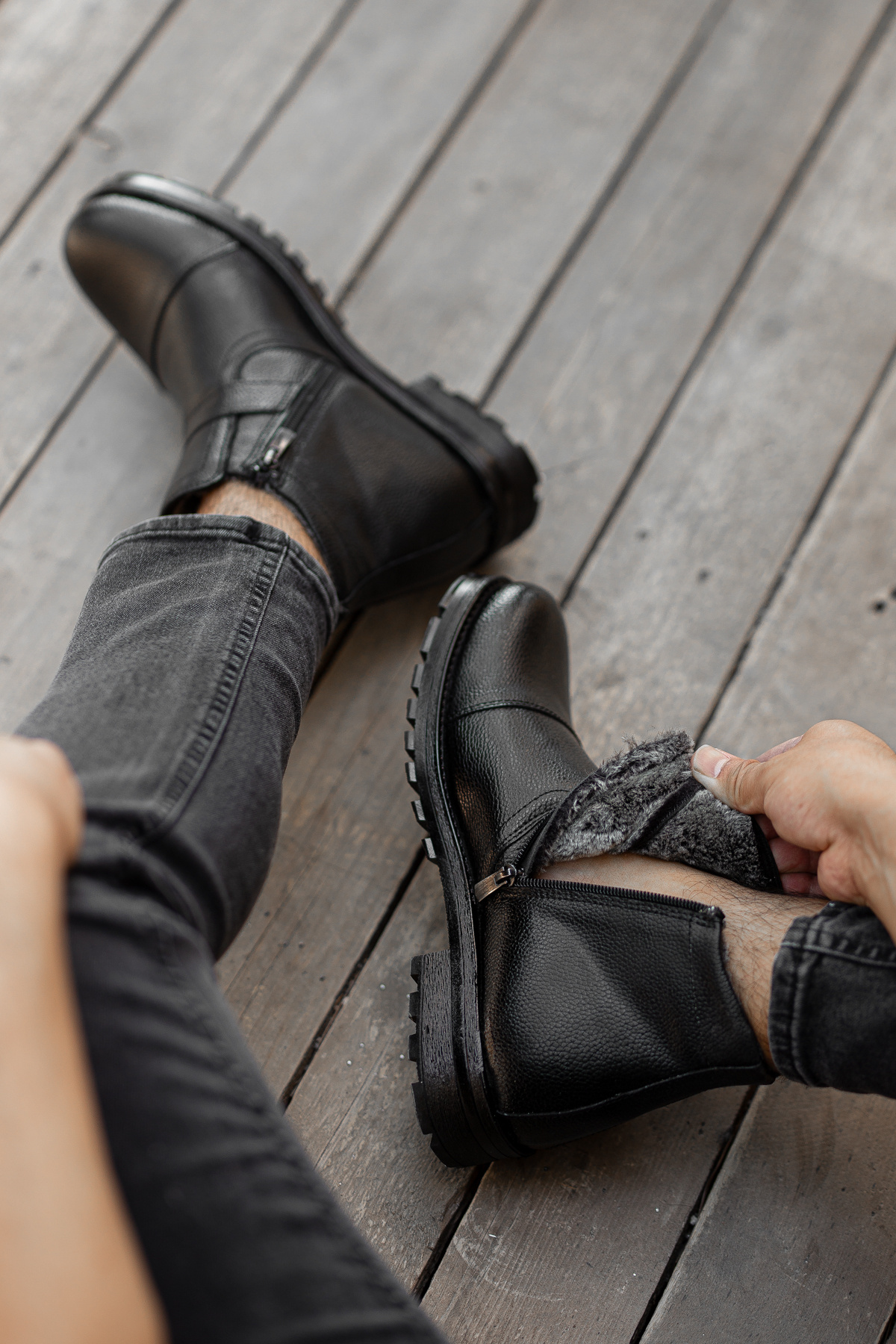 Daxtors D1324 Erkek Soğuk Geçirmez Bot - Kaliteli ve Güvenilir