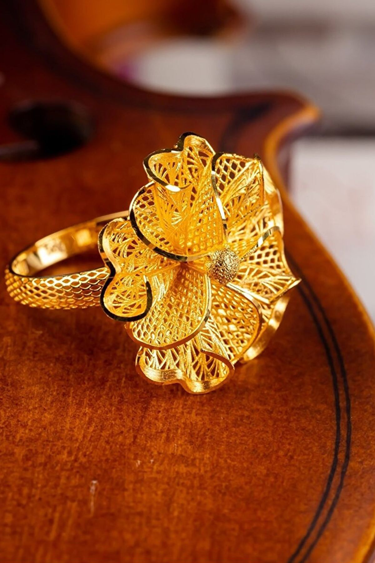 Oroline Jewelry 14 Ayar Altın Yaprak Çiçekli Yüzük