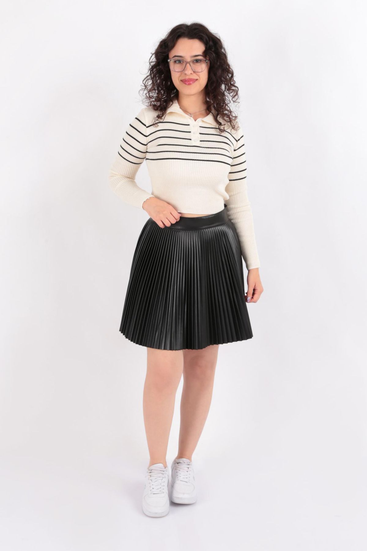 Hadise D7967 Piliseli Deri Etek