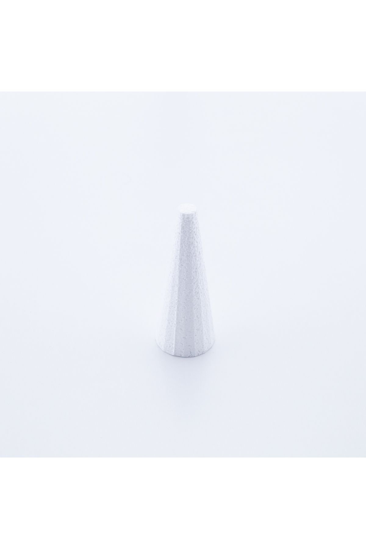 Bimotif Strafor köpük beyaz koni, 13 cm  1 adet