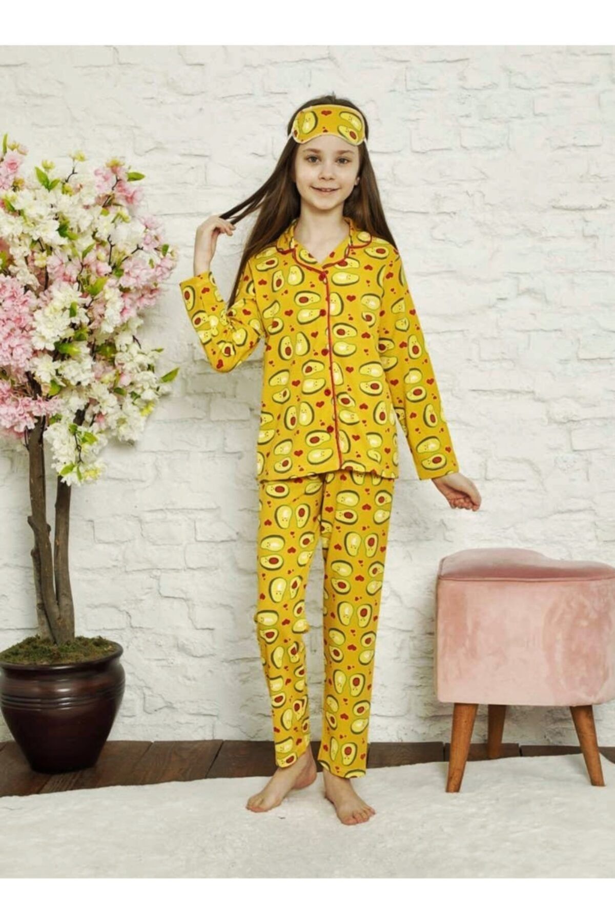 Lolliboomkids Kız Çocuk Avokado Desen Sarı Renk Düğmeli Pijama Takımı