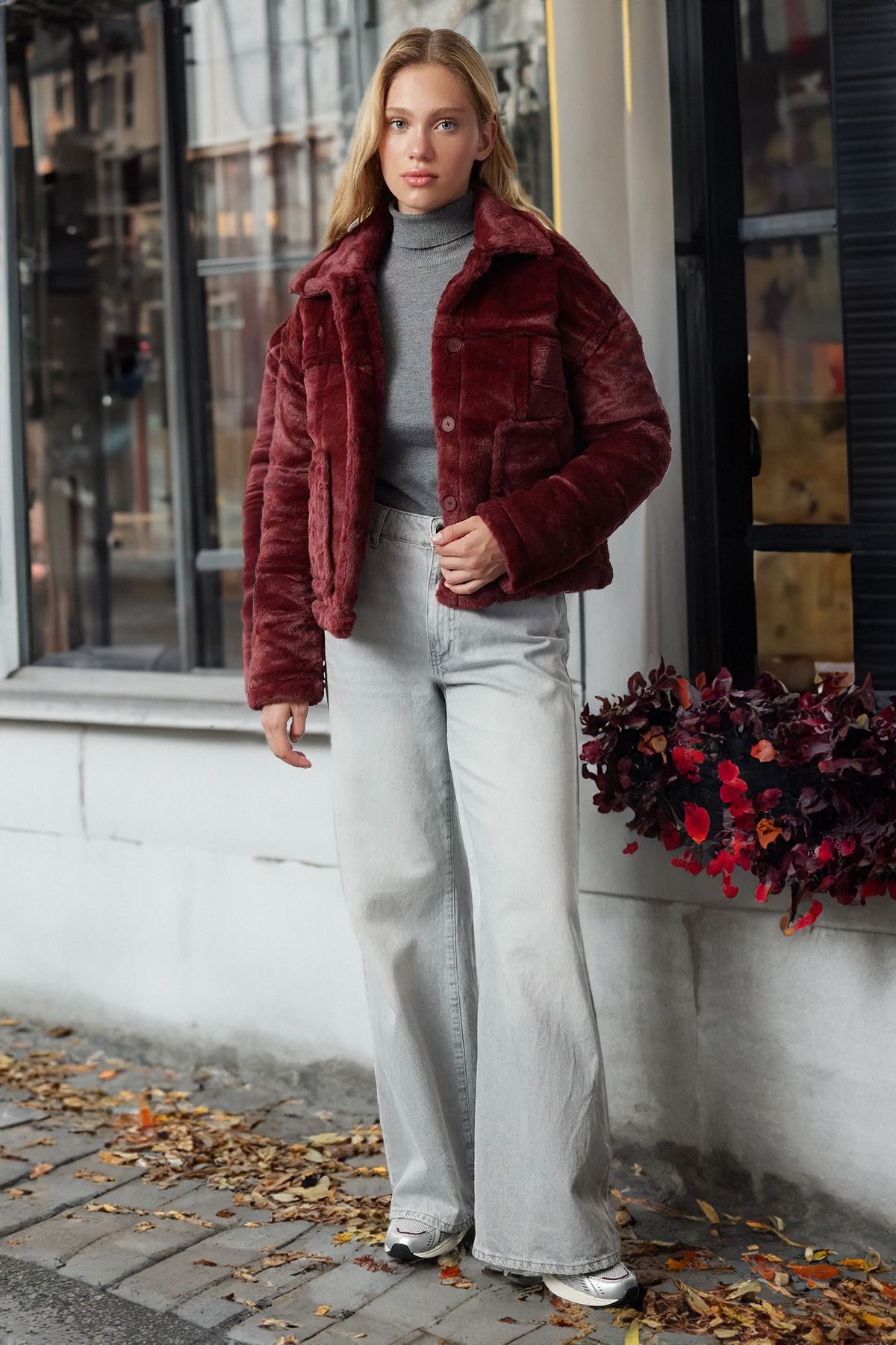 Trendyolmilla Bordo Oversize Kalıp İçi Kapitone Detaylı Peluş Ceket Mont TWOAW25MO00130