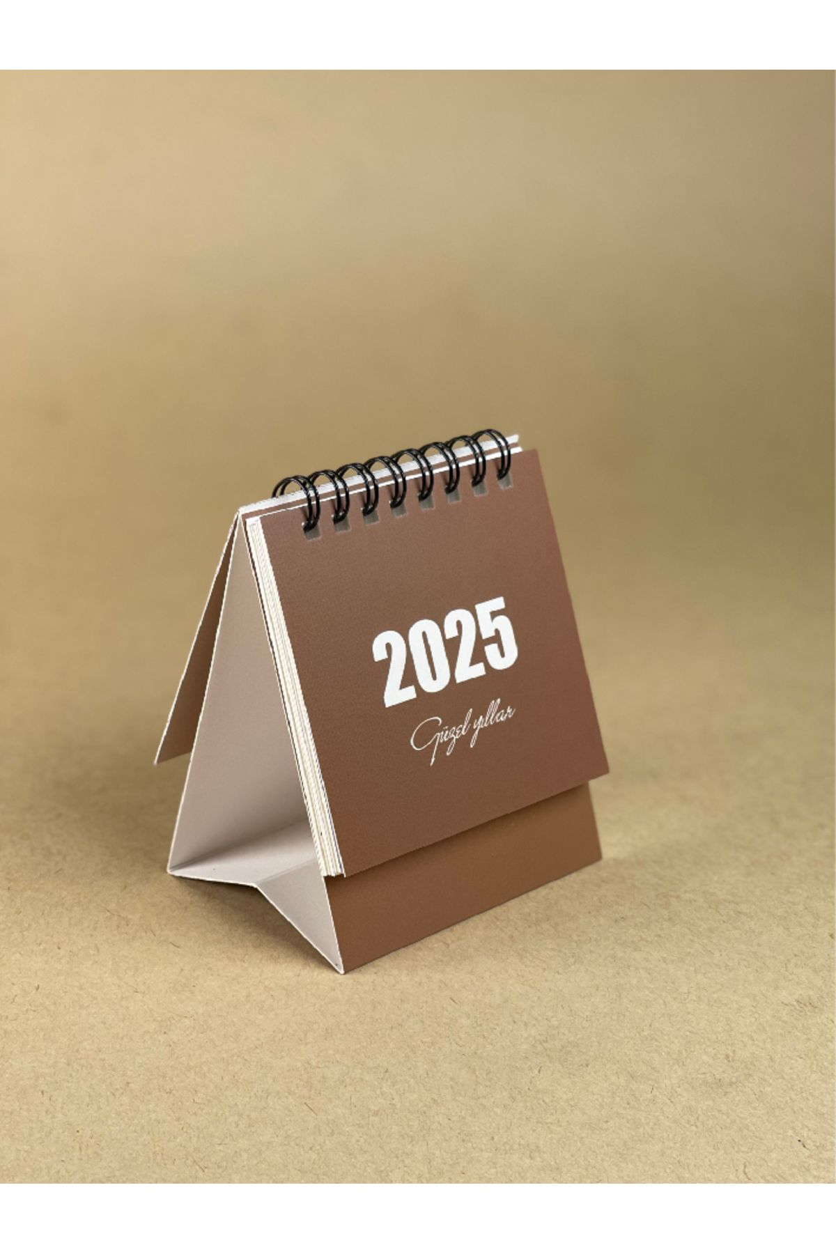 Apeirona TAKVİM 2025