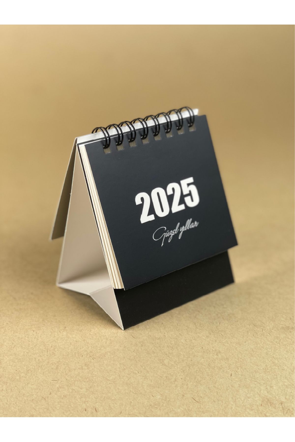 Apeirona TAKVİM 2025