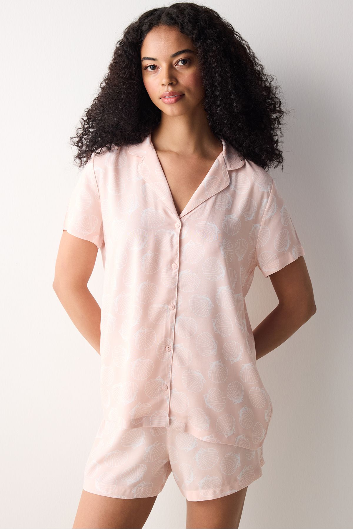 Penti Rosy Shells Düğmeli Gömlek Şort Pijama Takımı