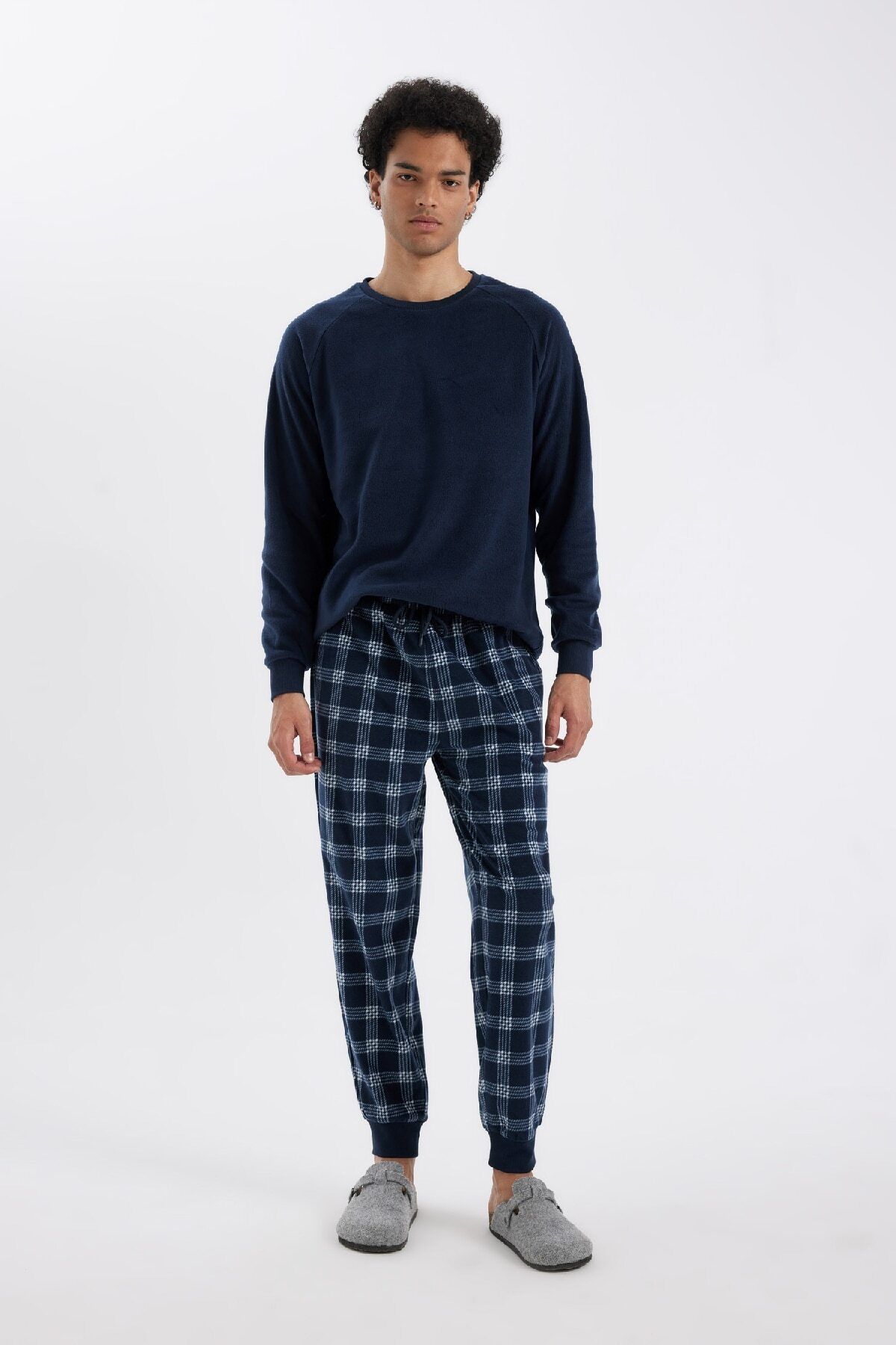 Defacto Regular Fit Desenli Cepli Polar Pijama Altı C6120AX24WN