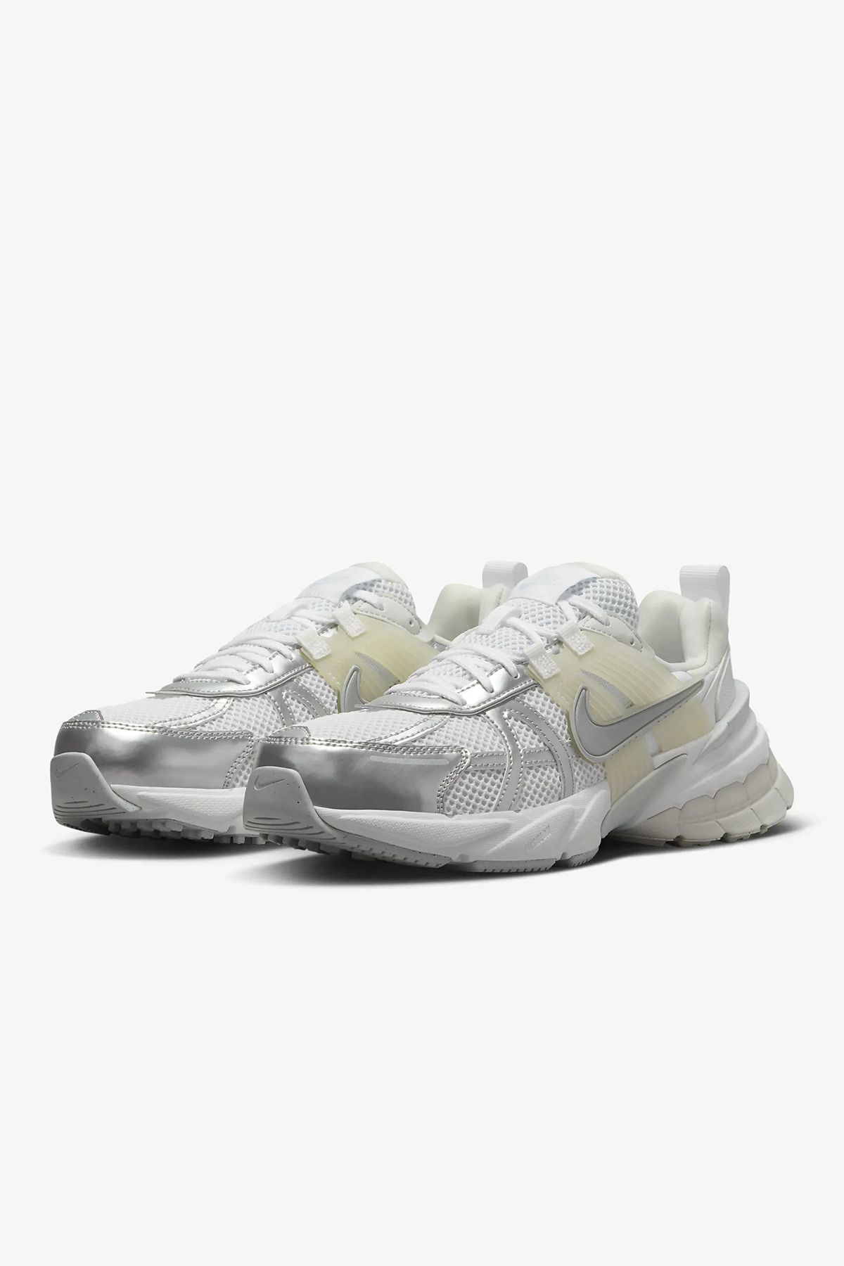Nike W V2K RUN WHITE/ METALLIC SILVER-PLATINUM TINT