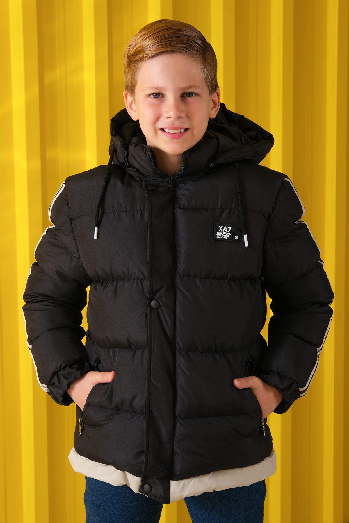 Zaziko Kids Erkek Çocuk Çıkarılabilir Kapüşonlu Kolları Şeritli Şişme Mont Km.0028-z