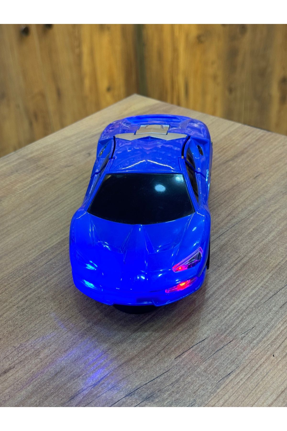 Techmarketi Transformers Robot Olan Yuruyen Araba