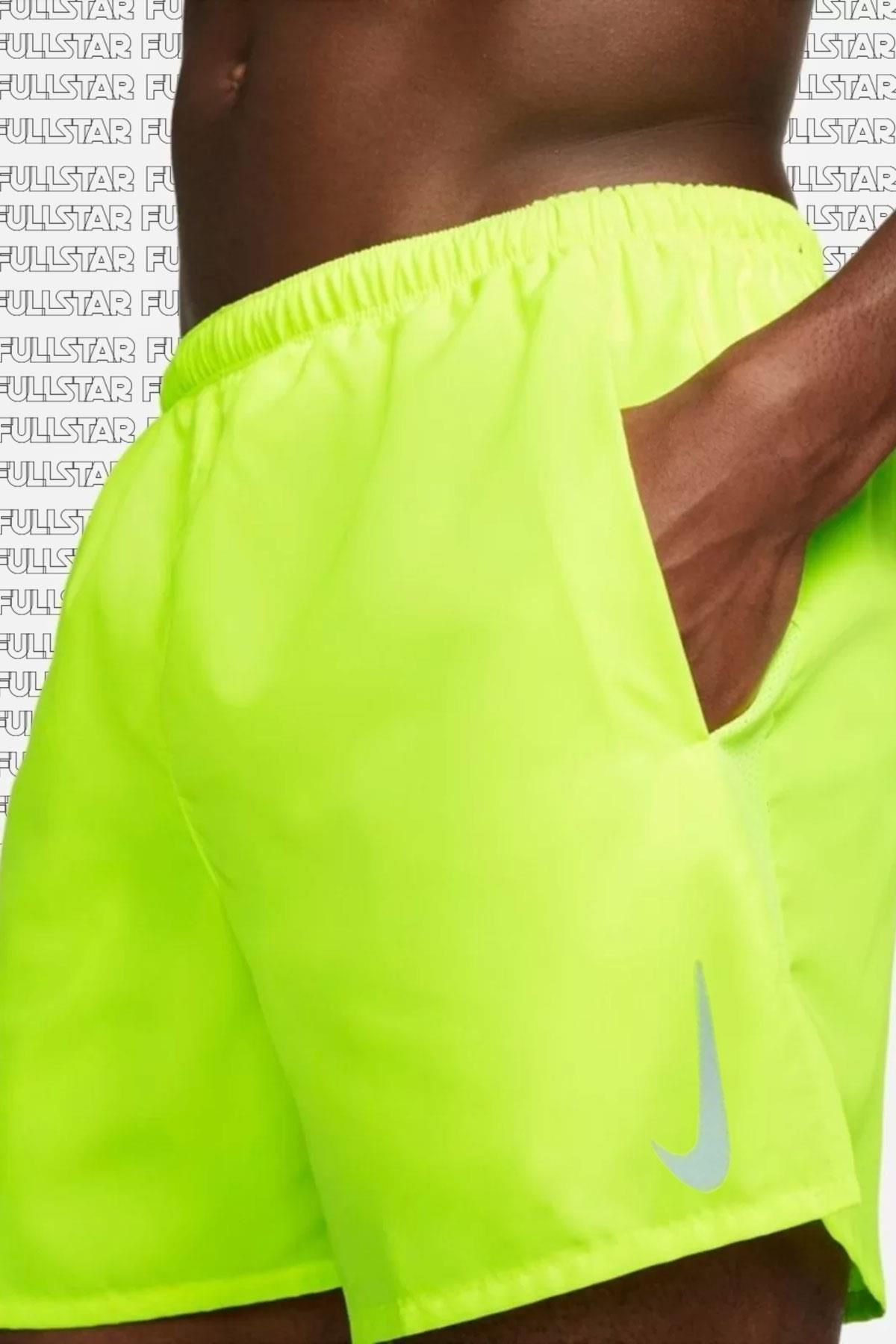 Nike Challenger 5 Inch Running Short Slip Astarlı Erkek Koşu Şortu Sarı