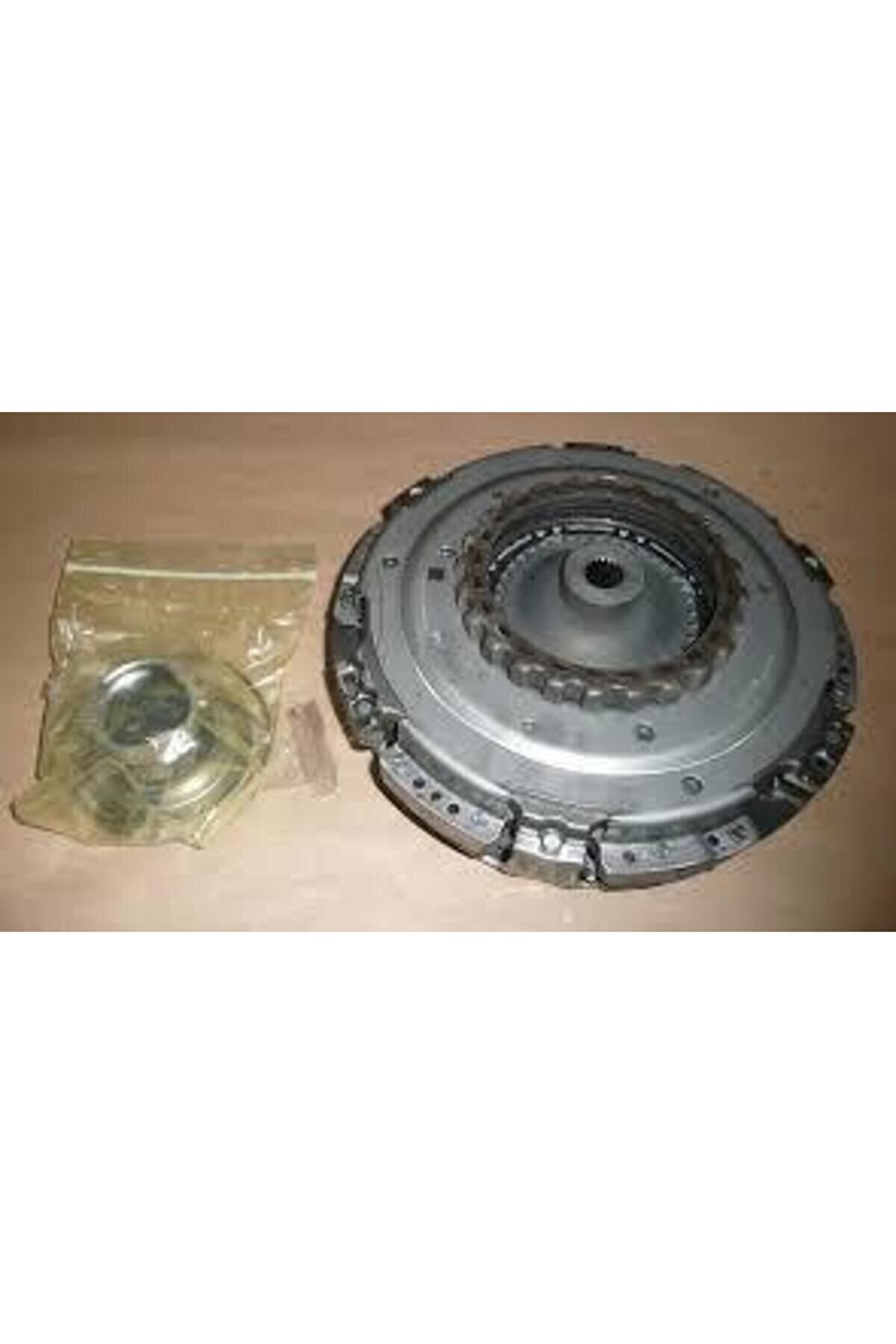 Debrıyaj Setı Cıft Kavramalı Captur Iı 20 Clıo V 19 Megane Iv 15 X-traıl Iıı 19 Qashqaı Iı 18 1.3 Tc