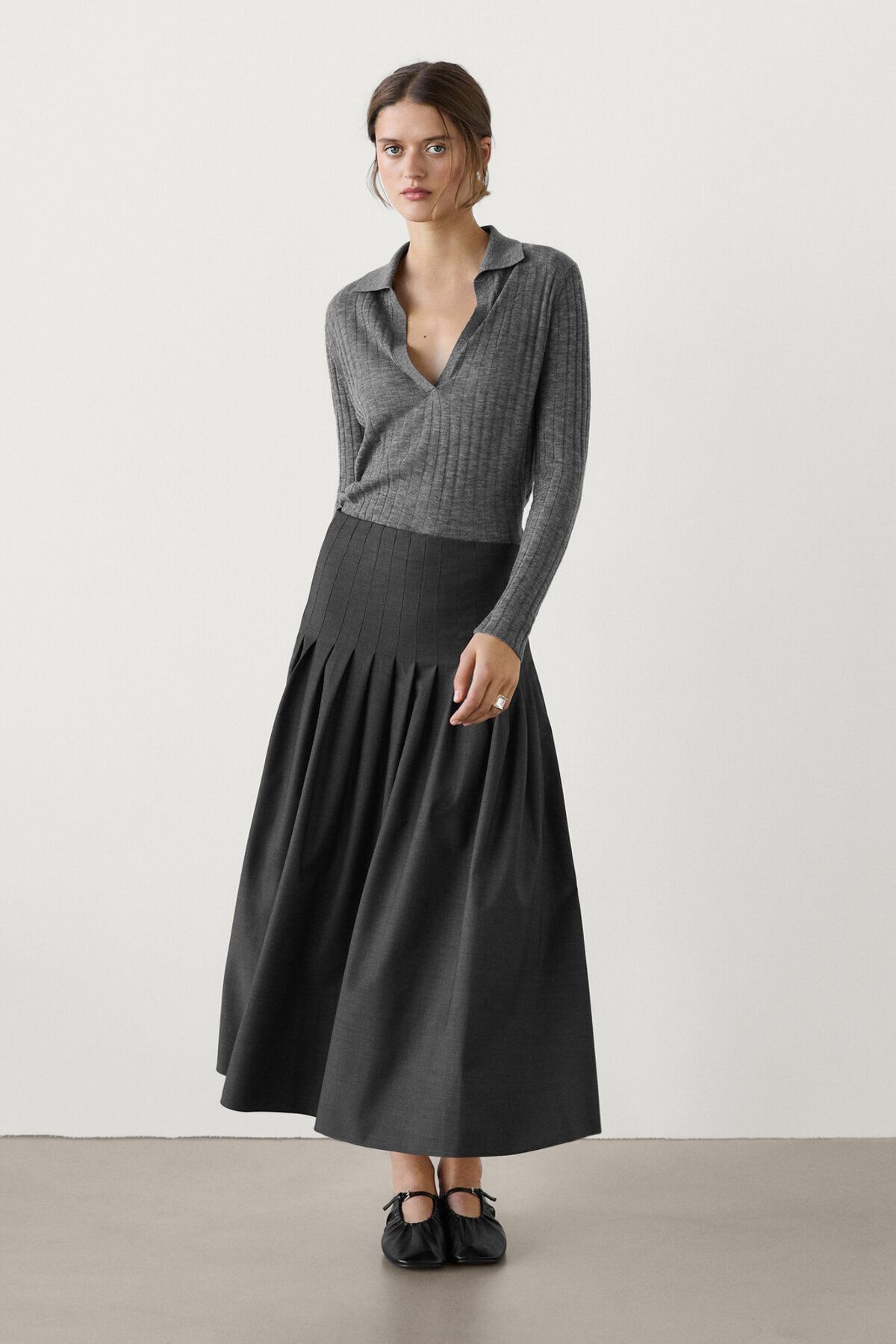 Massimo Dutti Yün karışımlı pilili midi etek