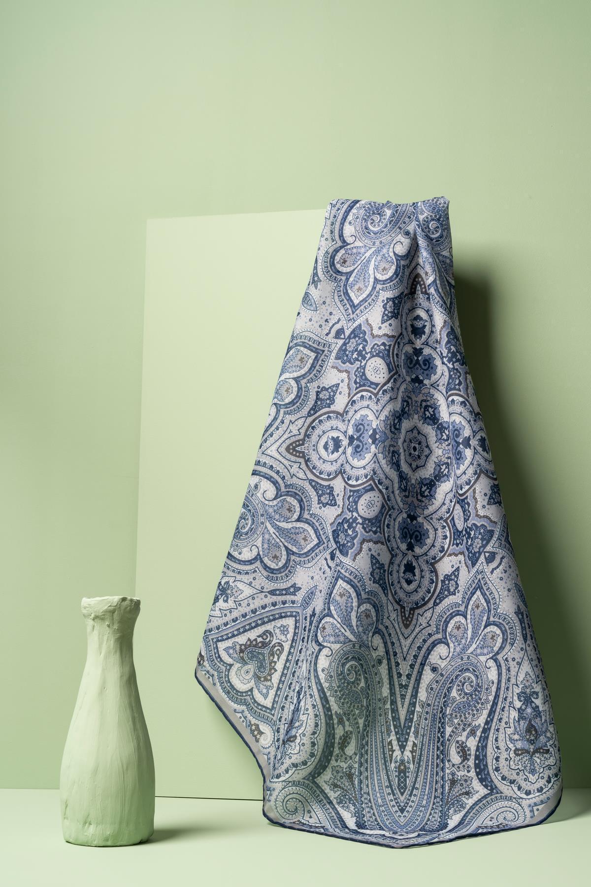 JAWEL Kadın Etnik Desenli Soft Eşarp - Şık ve Konforlu Tesettür Takımı